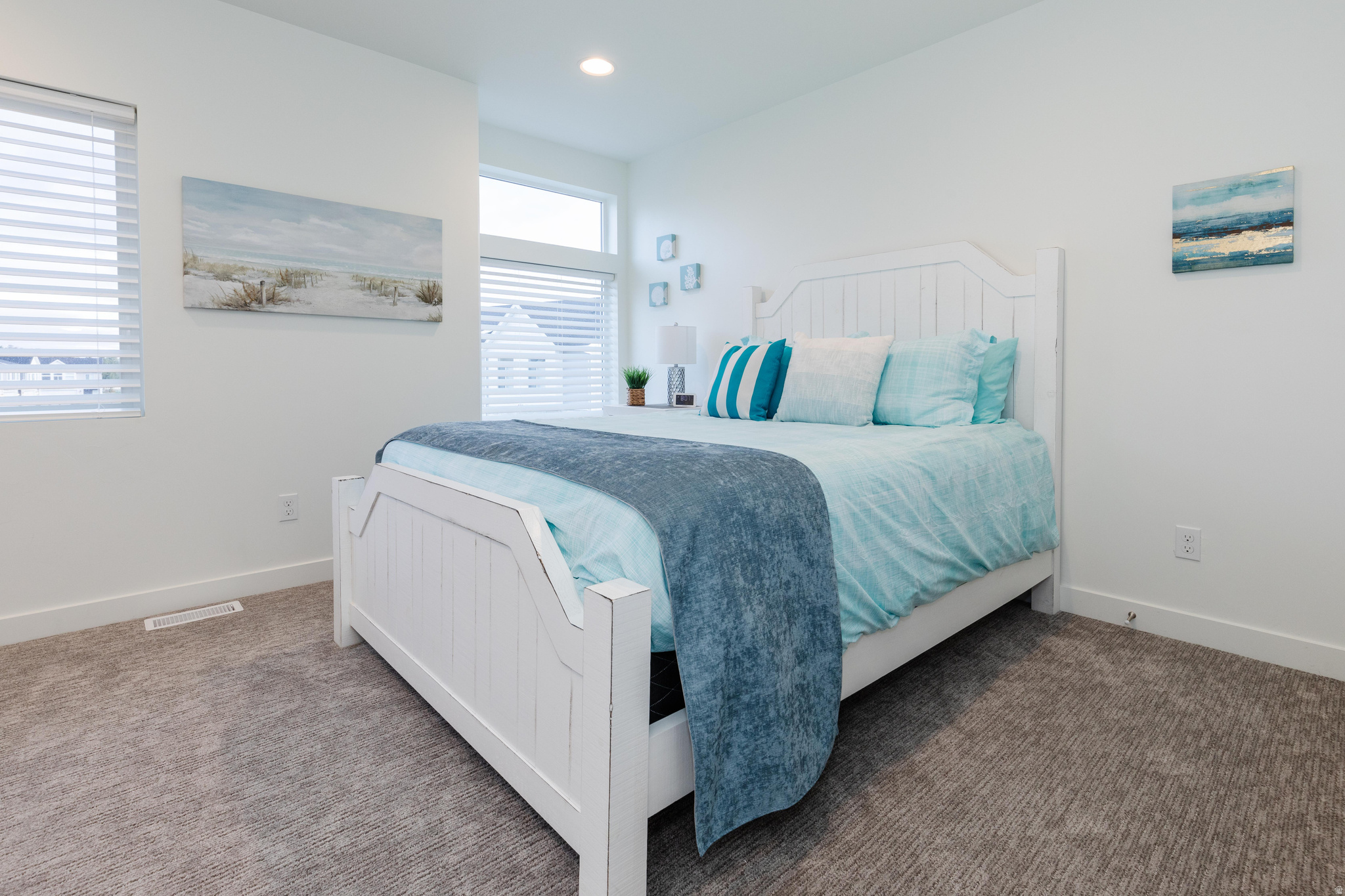 PARADISE PARKWAY - Residential