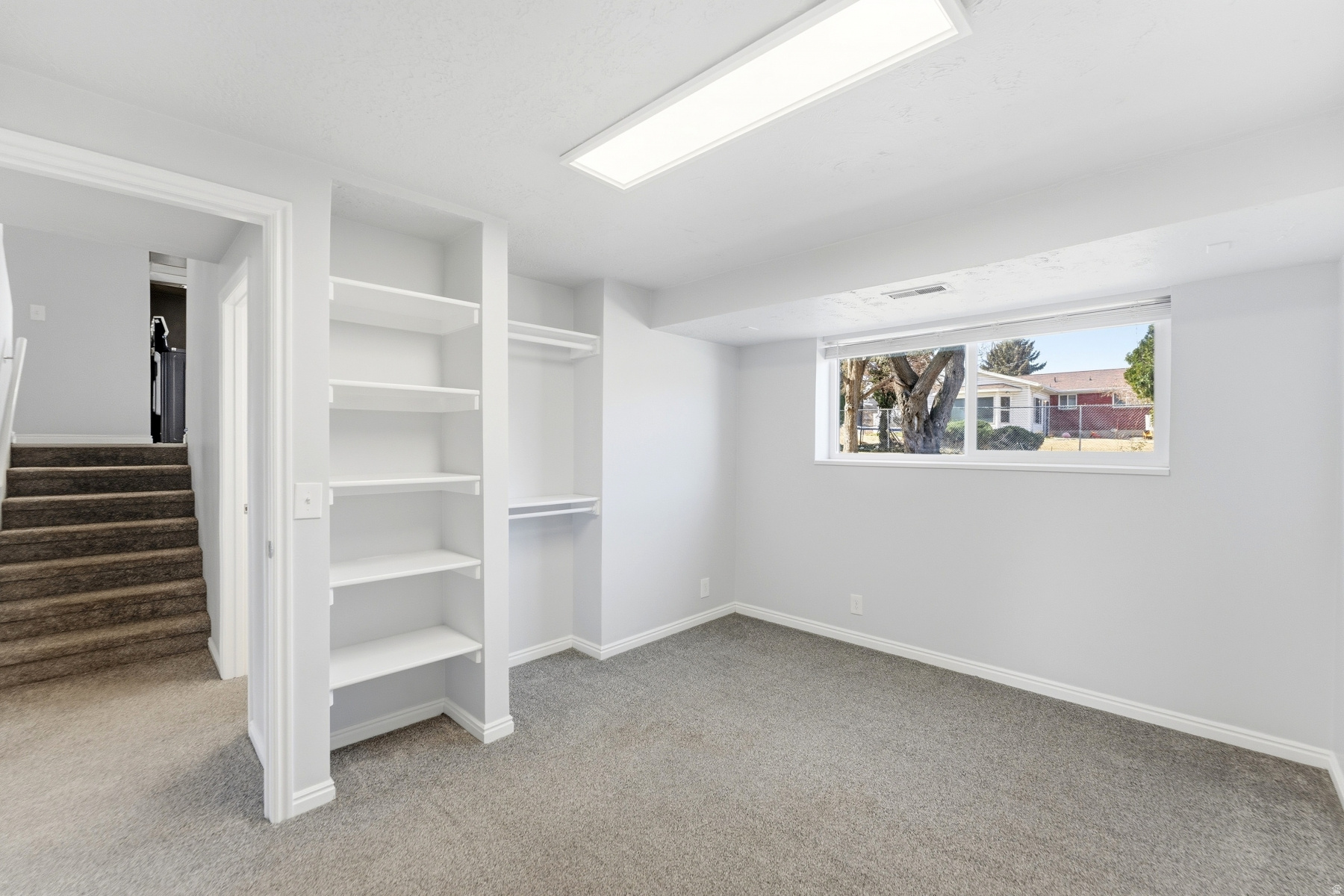 COLONY WEST - Residential