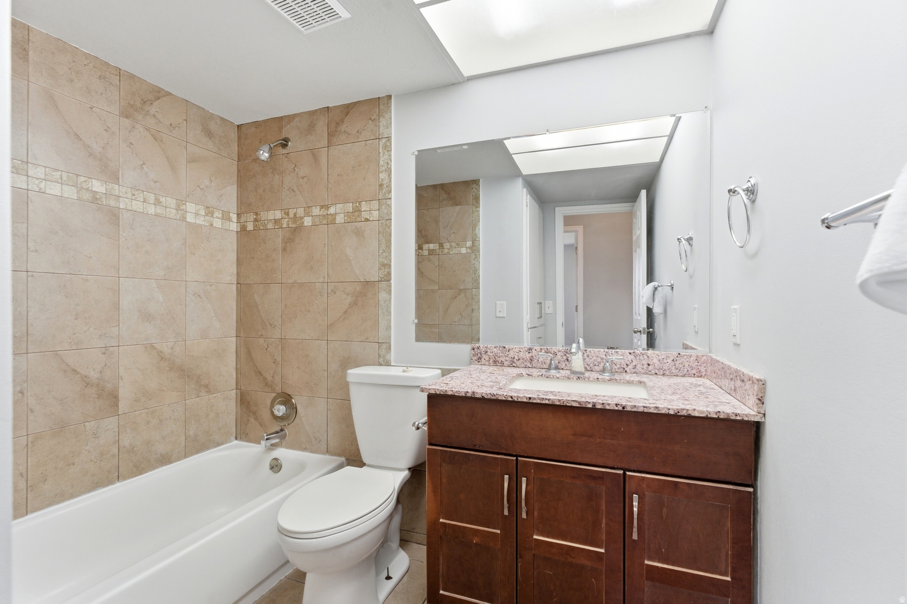 COLONY WEST - Residential