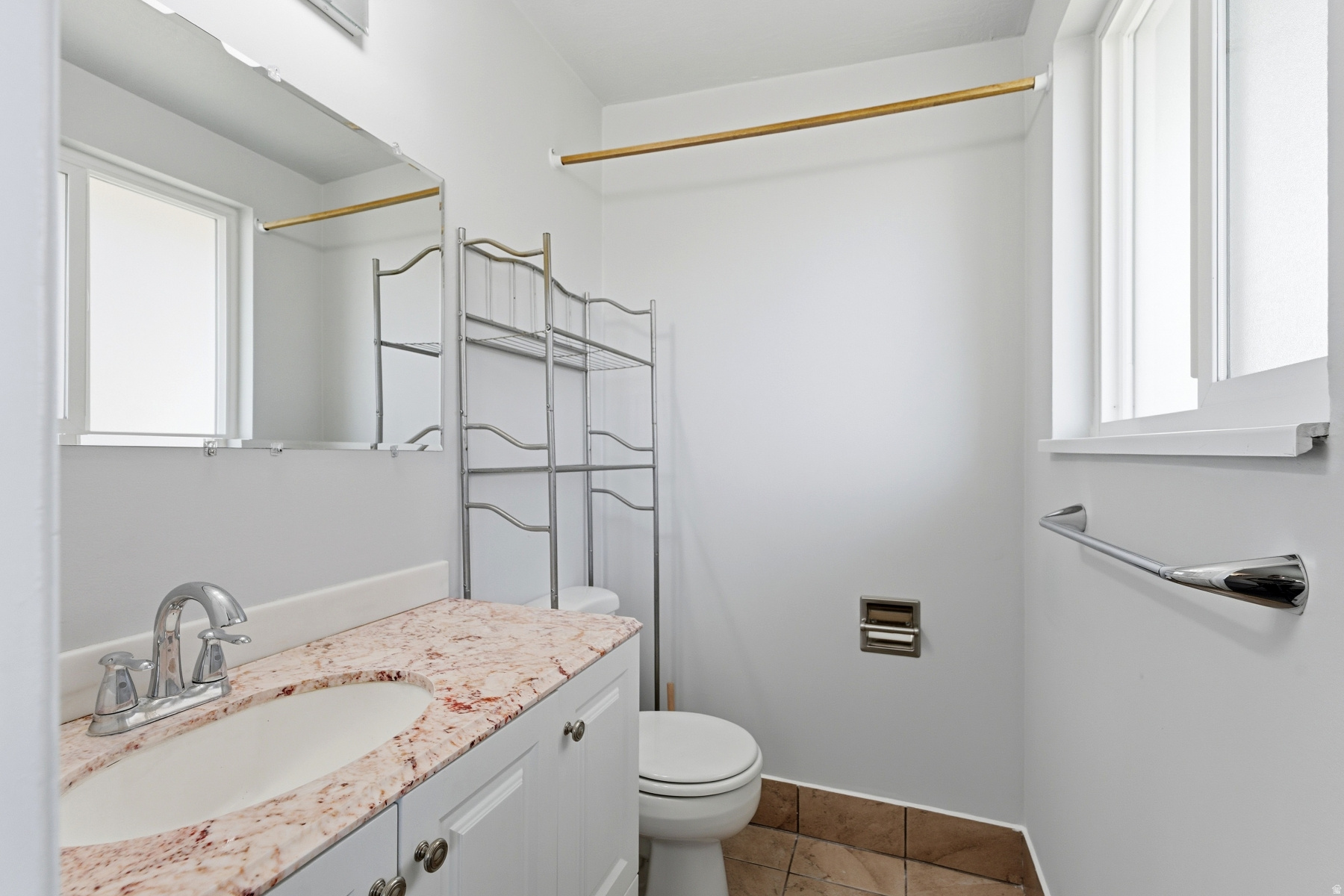 COLONY WEST - Residential