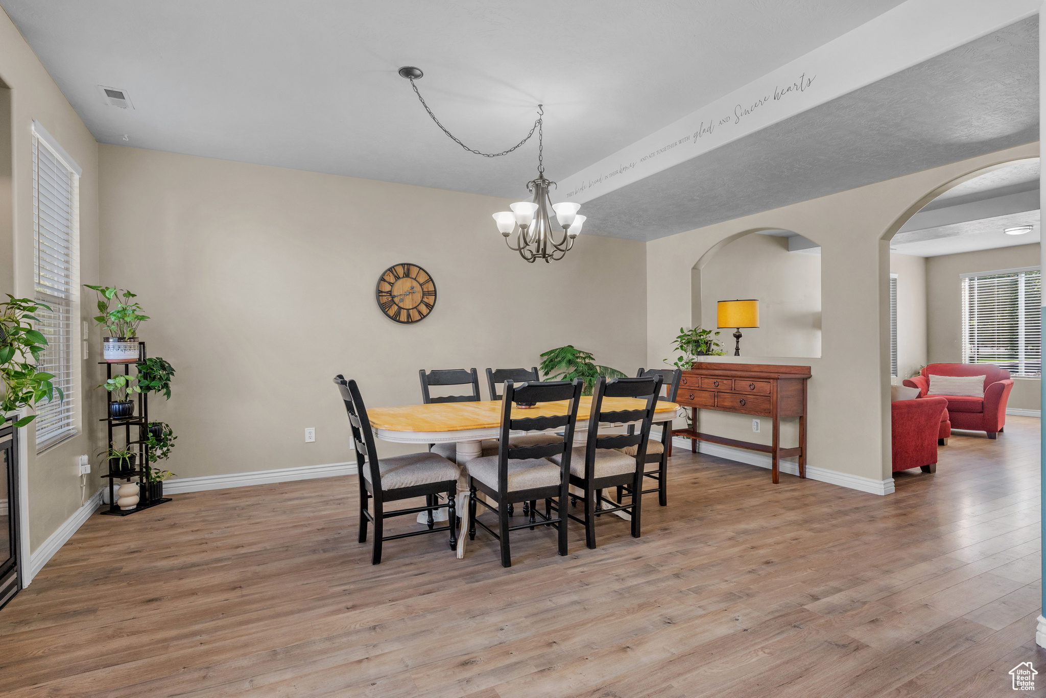 DEVON GLEN - Residential