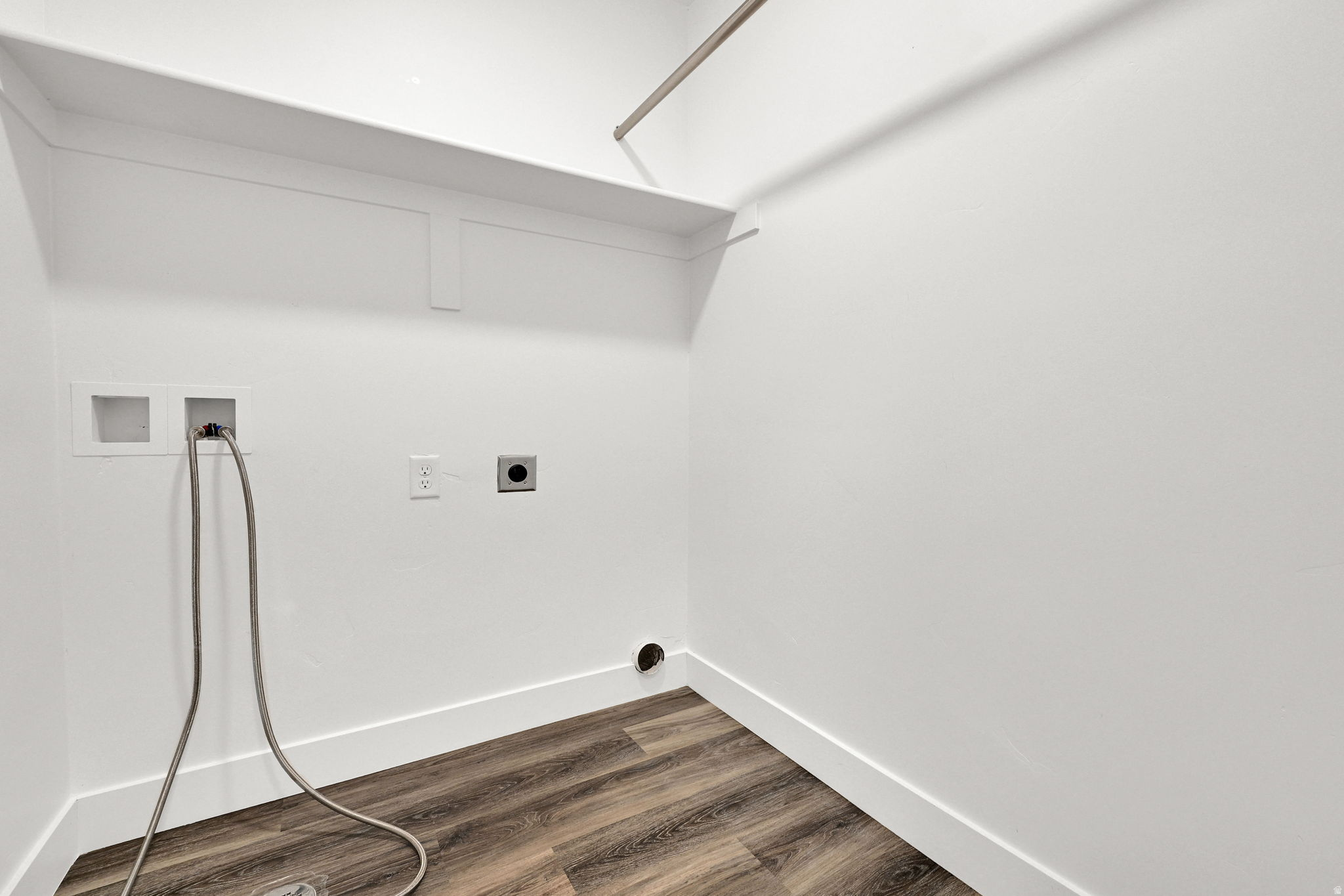 PROMINENCE POINT SUB - Residential