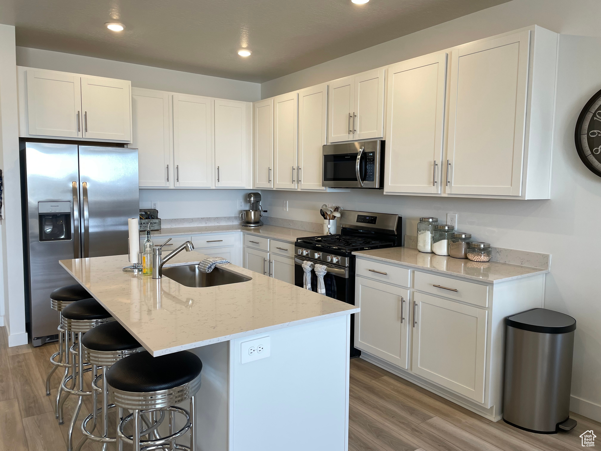 RIDGELINE - Residential Lease