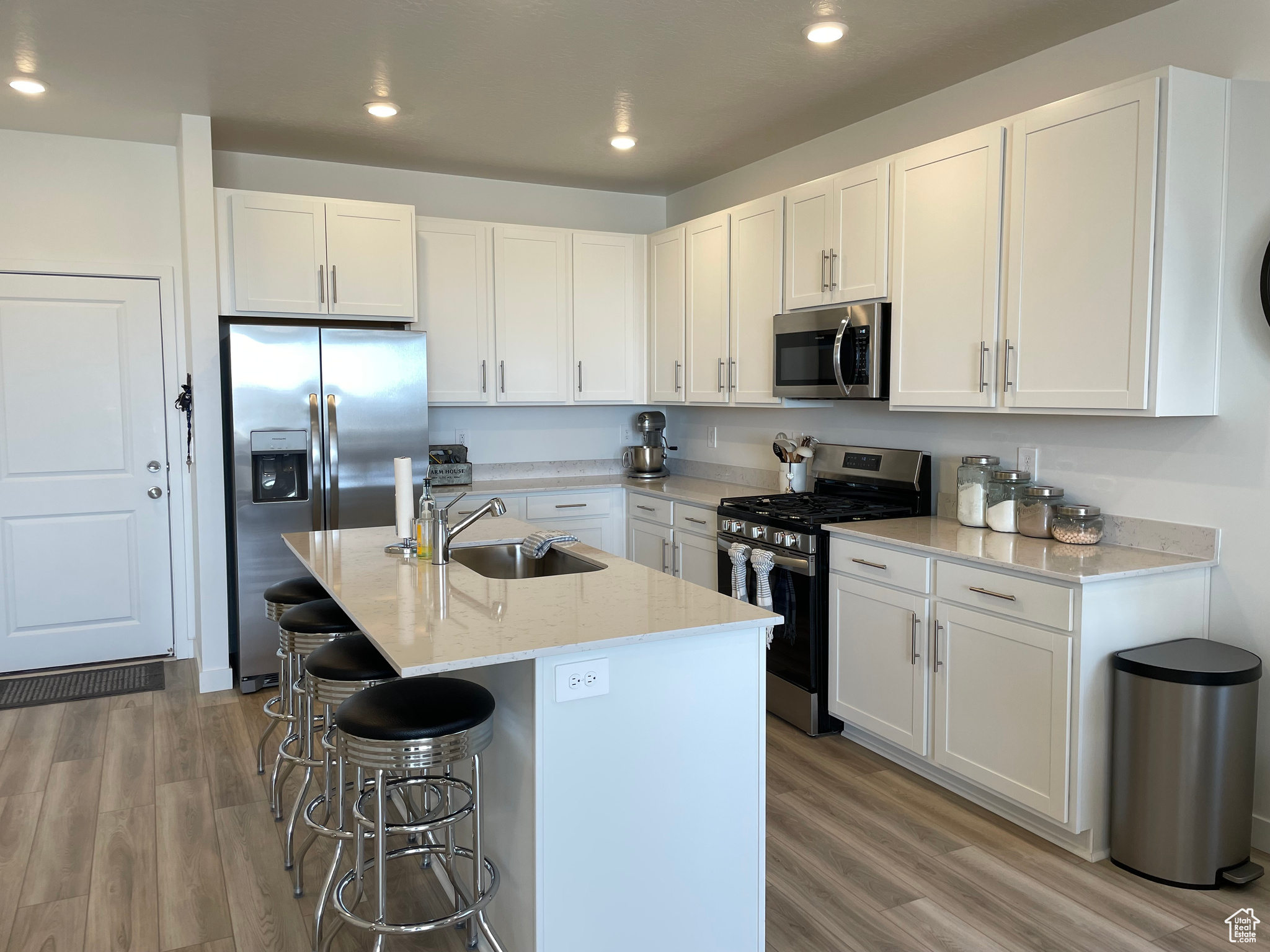 RIDGELINE - Residential Lease