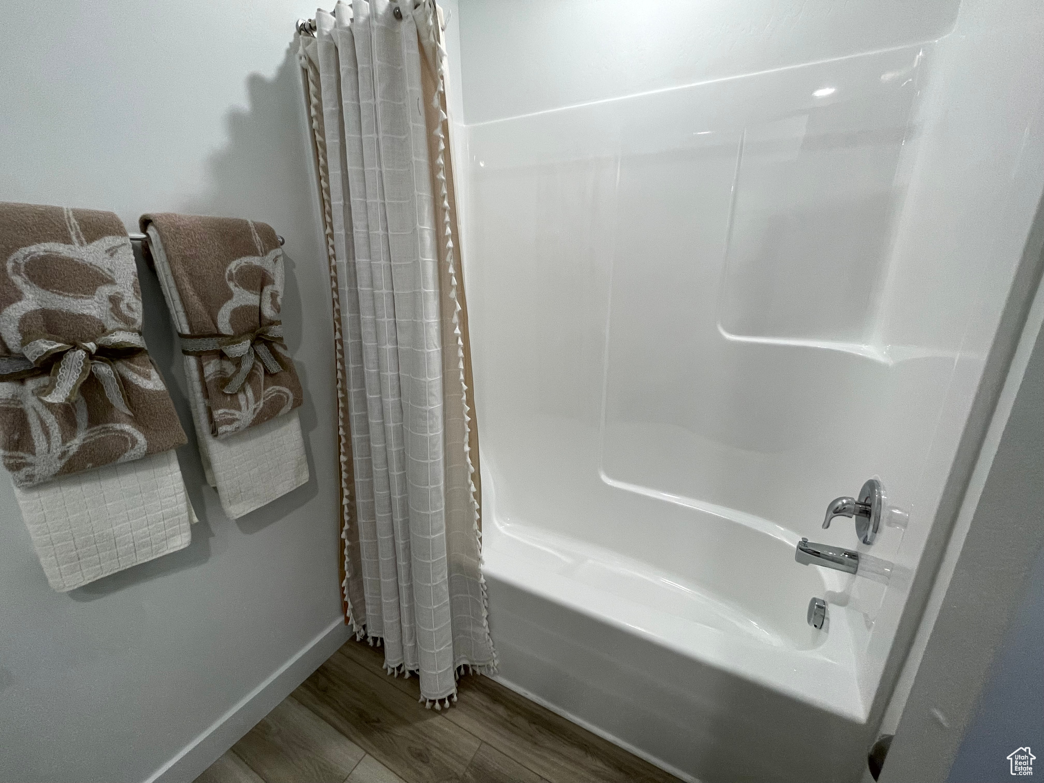 RIDGELINE - Residential Lease