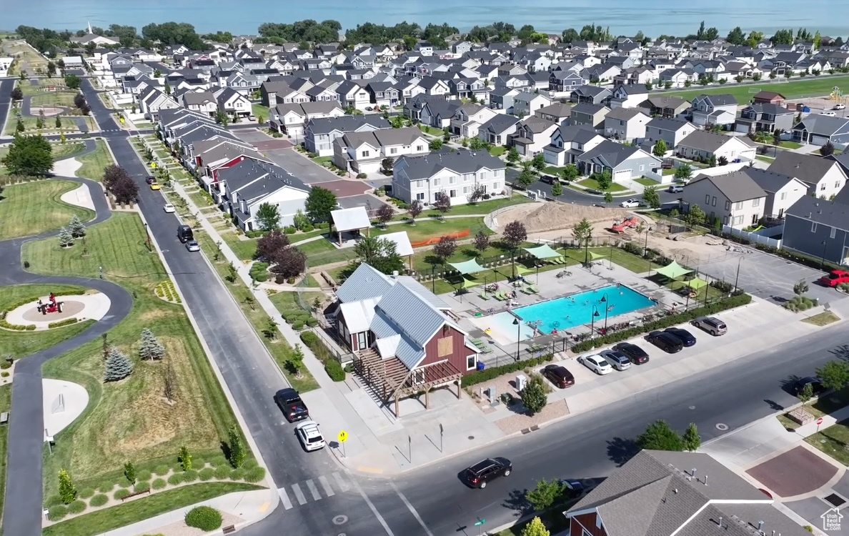 LEGACY FARMS - Residential