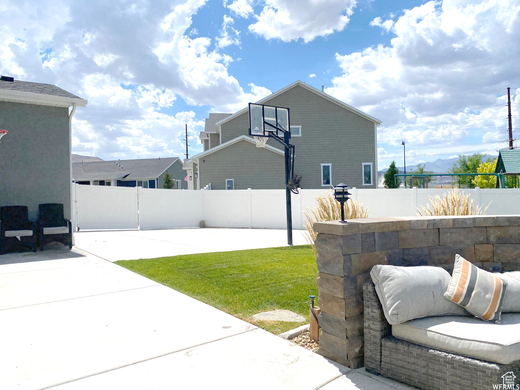 LEGACY FARMS - Residential