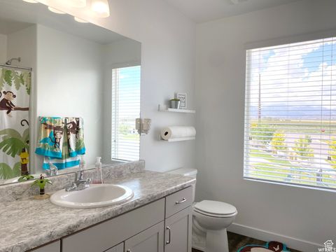 Tiny photo for 62 E PARADISE CT, Saratoga Springs, UT 84045 (MLS # 2102951)