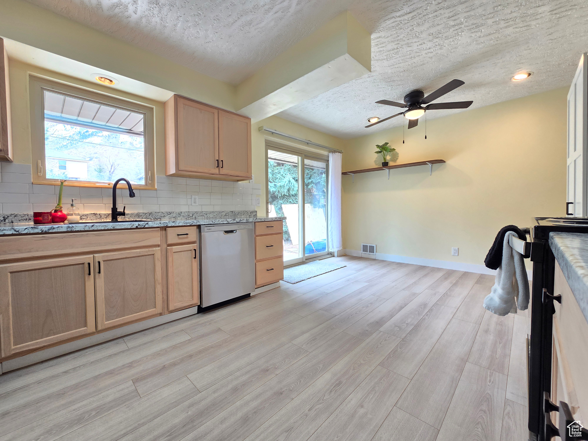 2084 Robins Ave, Ogden, Utah image 7