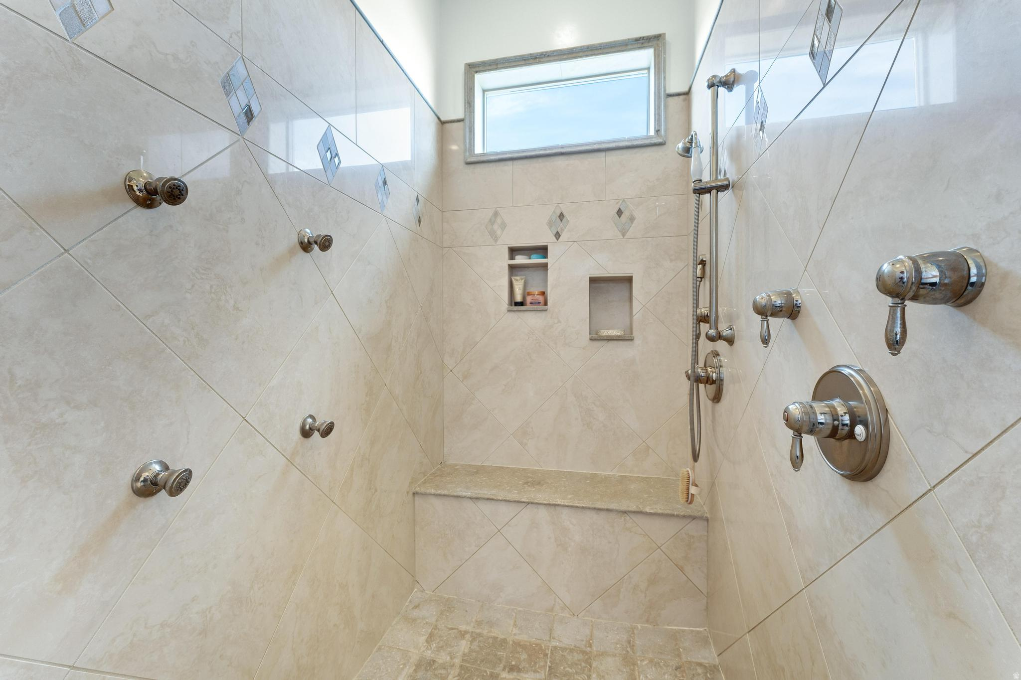 HIGHLAND HOLLOW PHASE 3 - Residential