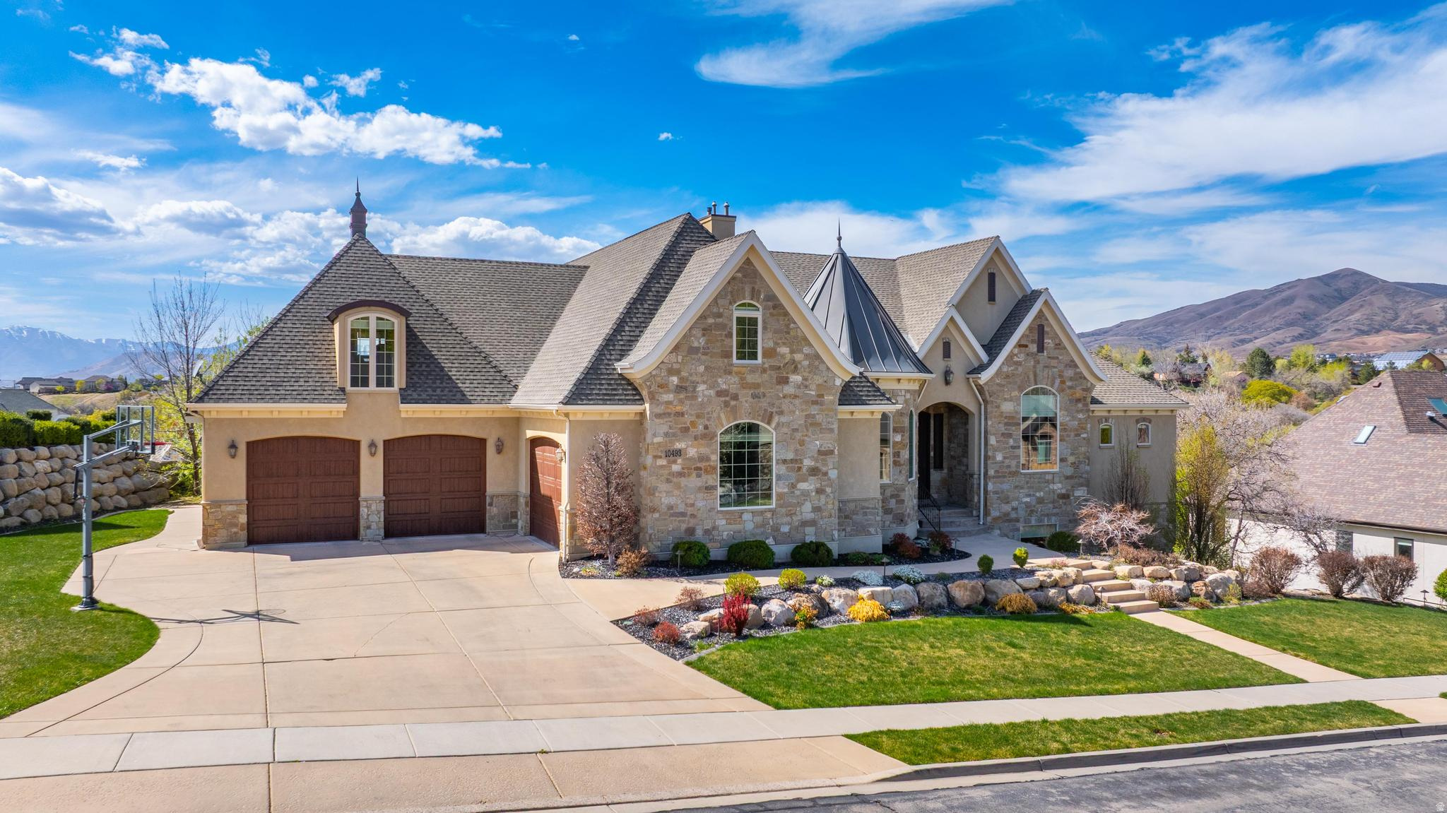 HIGHLAND HOLLOW PHASE 3 - Residential