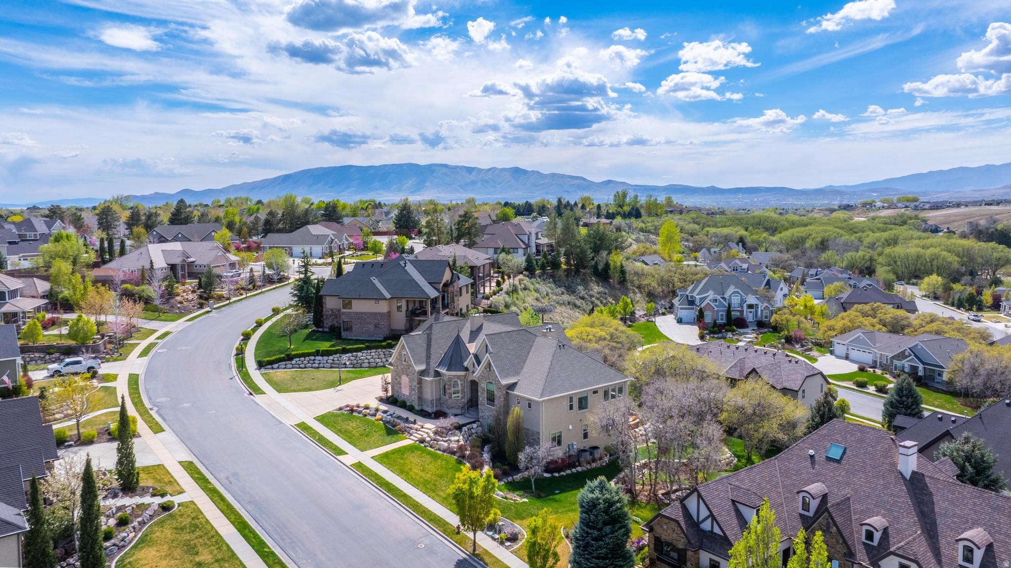 HIGHLAND HOLLOW PHASE 3 - Residential