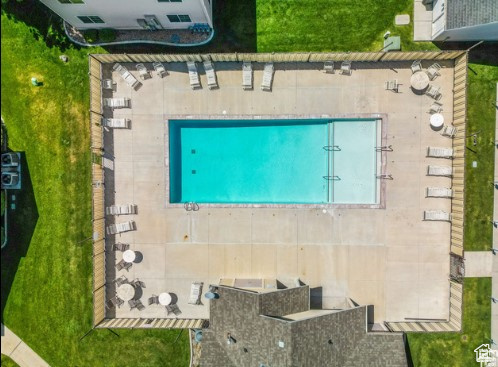 FIVE STAR CONDOMINIUMS - Residential