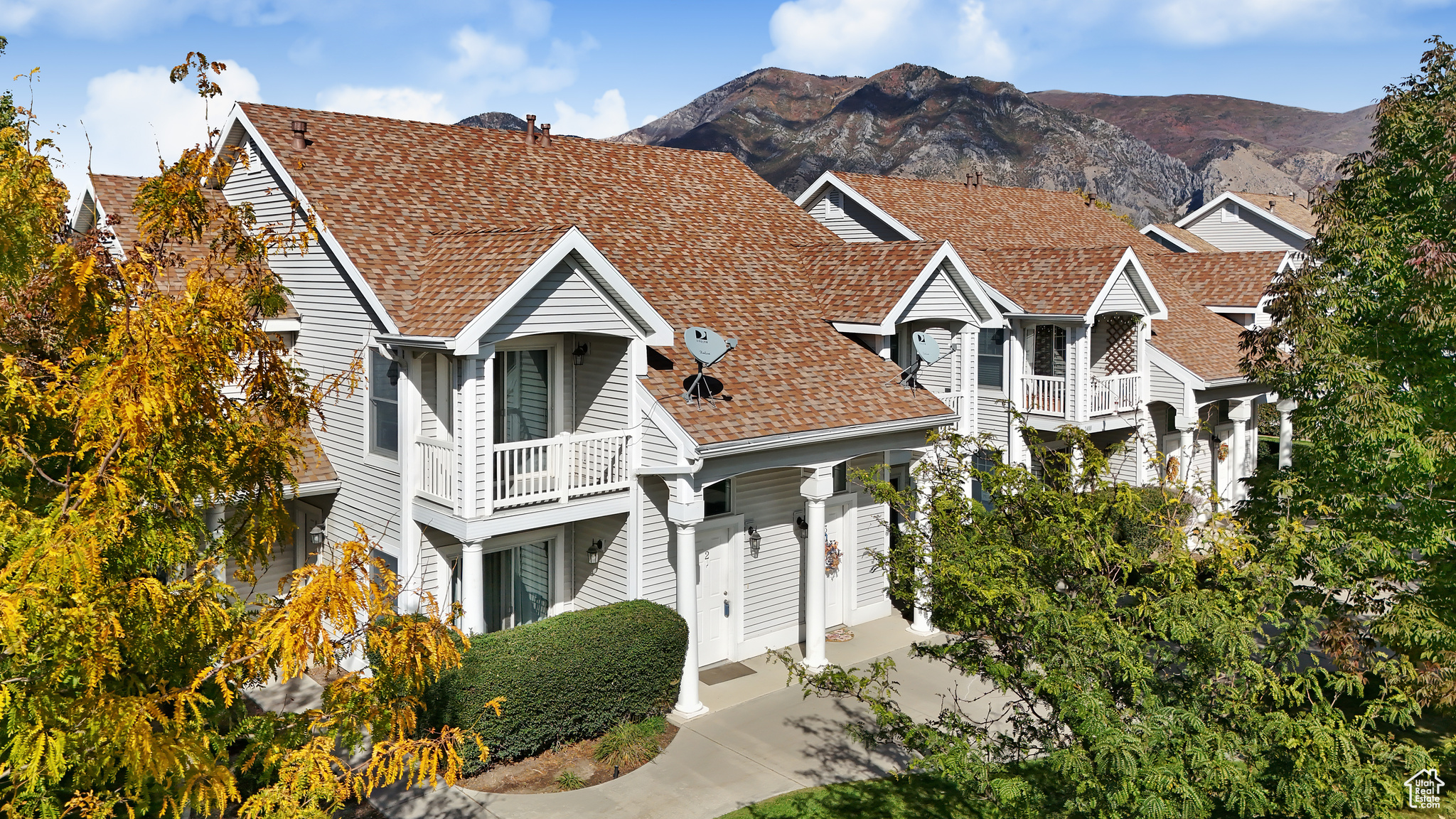 FIVE STAR CONDOMINIUMS - Residential