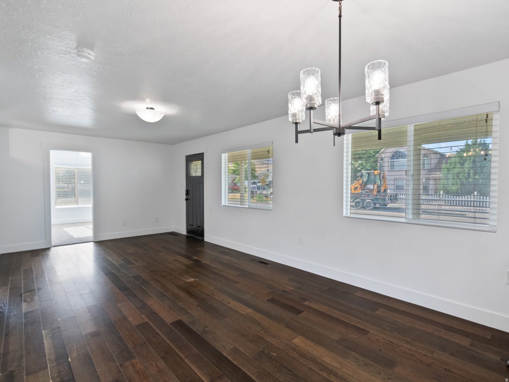 Photo of 1811 SHEPARD LN, Lake Point, UT 84074 (MLS # 2173541)