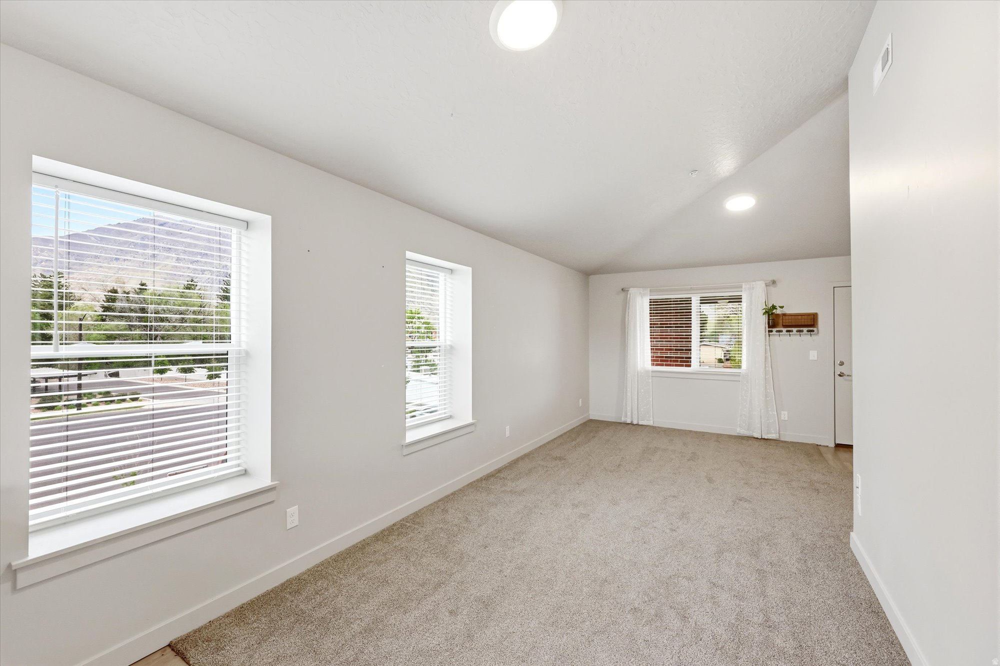 FOXRIDGE - Residential