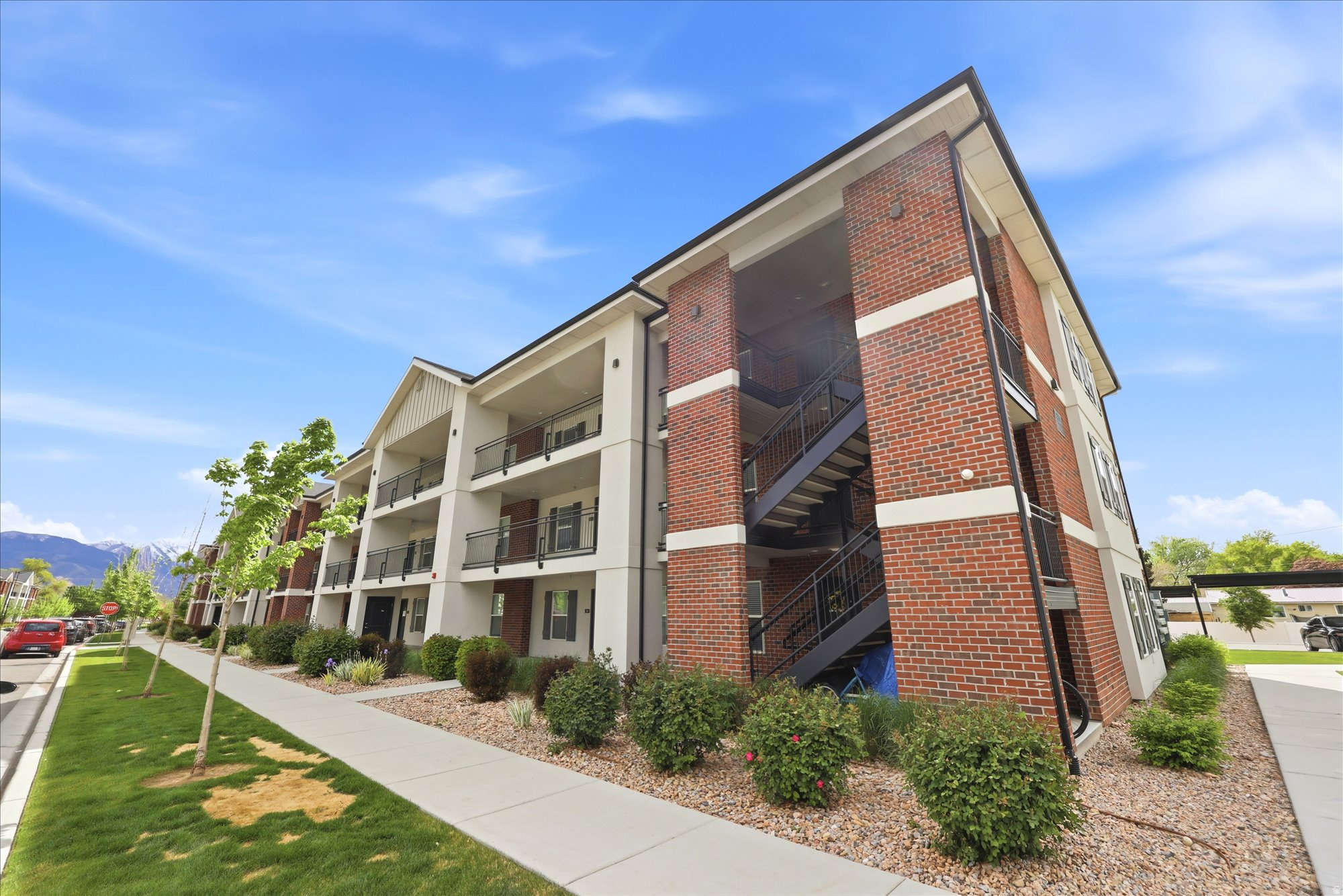 FOXRIDGE - Residential