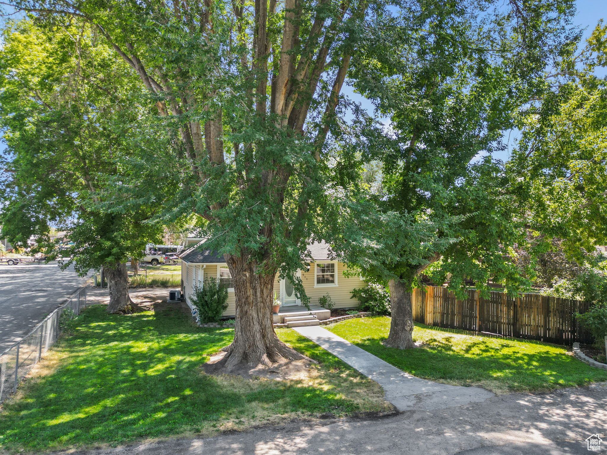 Lehi, Utah 84043, United States, 3 Bedrooms Bedrooms, ,1 BathroomBathrooms,Residential,Pending,185626