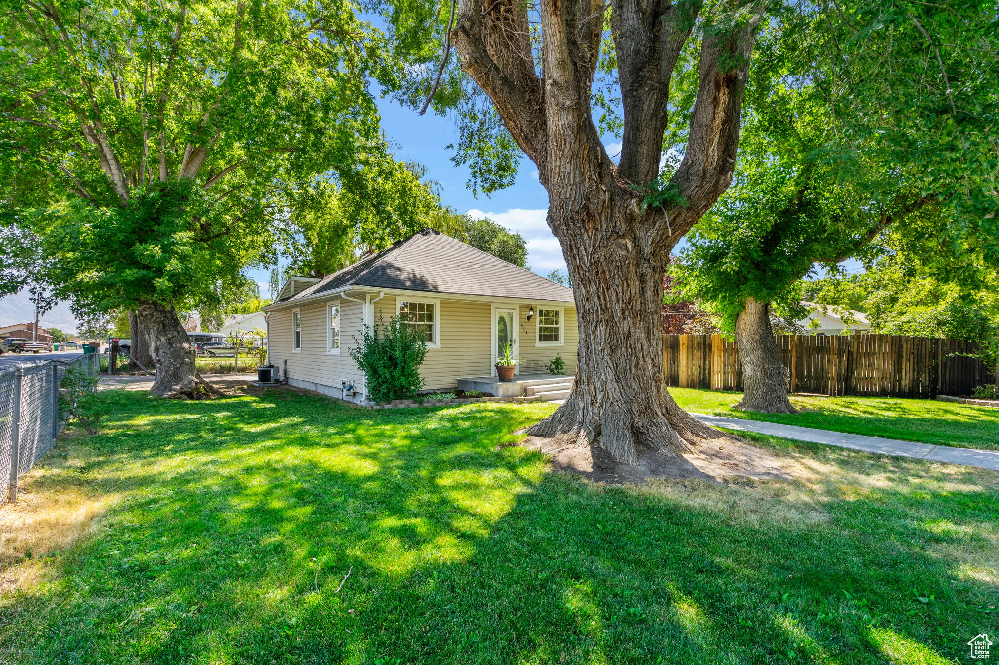 Lehi, Utah 84043, United States, 3 Bedrooms Bedrooms, ,1 BathroomBathrooms,Residential,Pending,185626