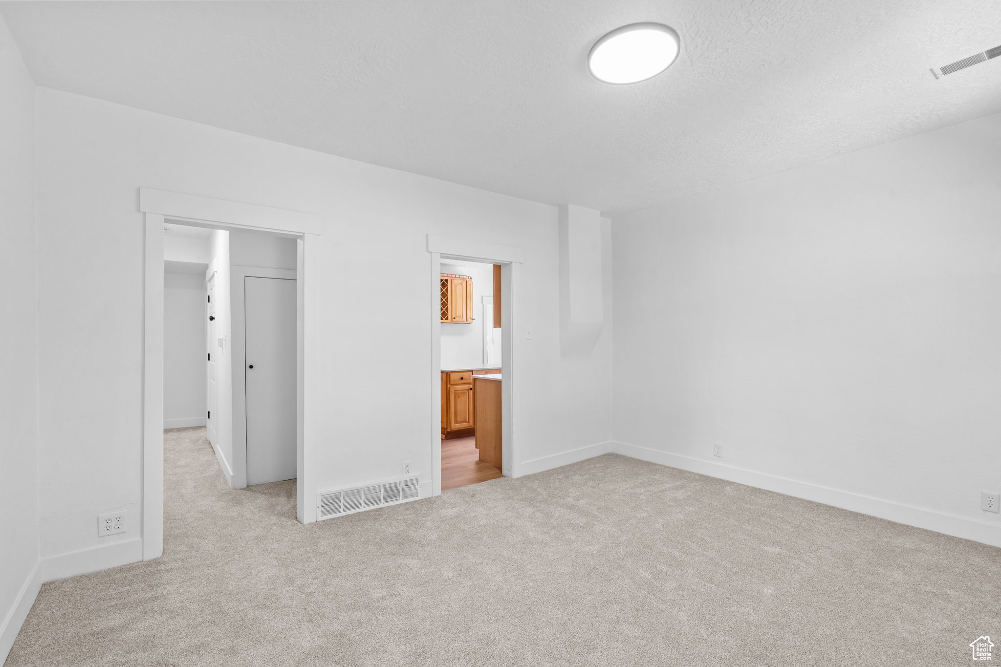 Lehi, Utah 84043, United States, 3 Bedrooms Bedrooms, ,1 BathroomBathrooms,Residential,Pending,185626