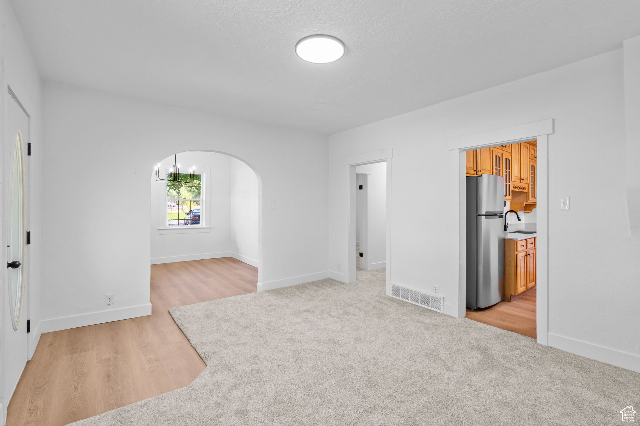 Lehi, Utah 84043, United States, 3 Bedrooms Bedrooms, ,1 BathroomBathrooms,Residential,Pending,185626