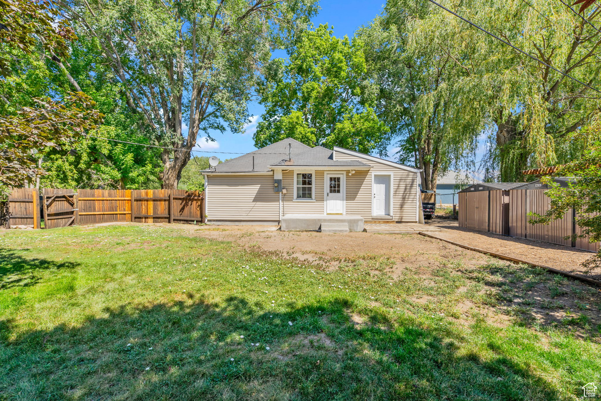 Lehi, Utah 84043, United States, 3 Bedrooms Bedrooms, ,1 BathroomBathrooms,Residential,Pending,185626