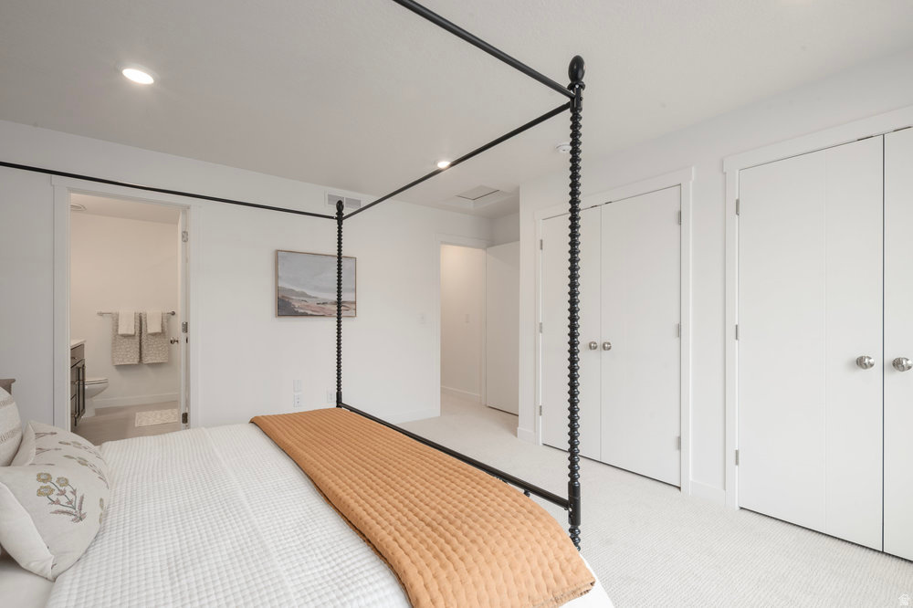 AXIS TOWNHOMES - Residential