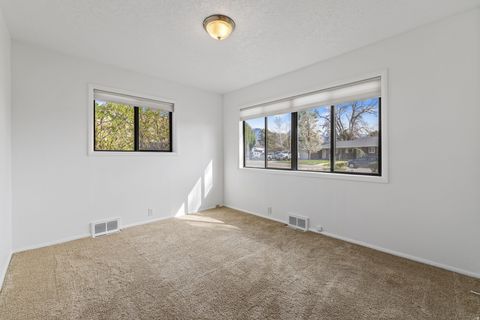 Tiny photo for 1889 E 4675 S, Holladay, UT 84117 (MLS # 2152615)