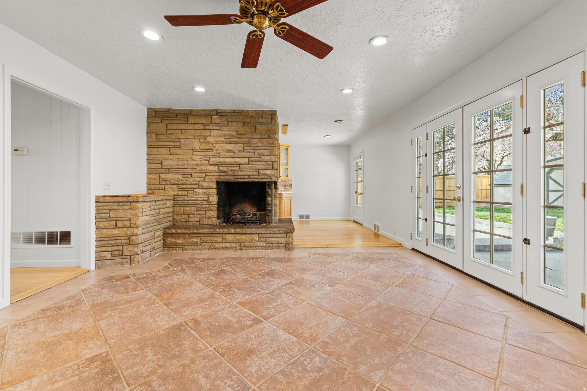 HOLLADAY ACRES - Residential