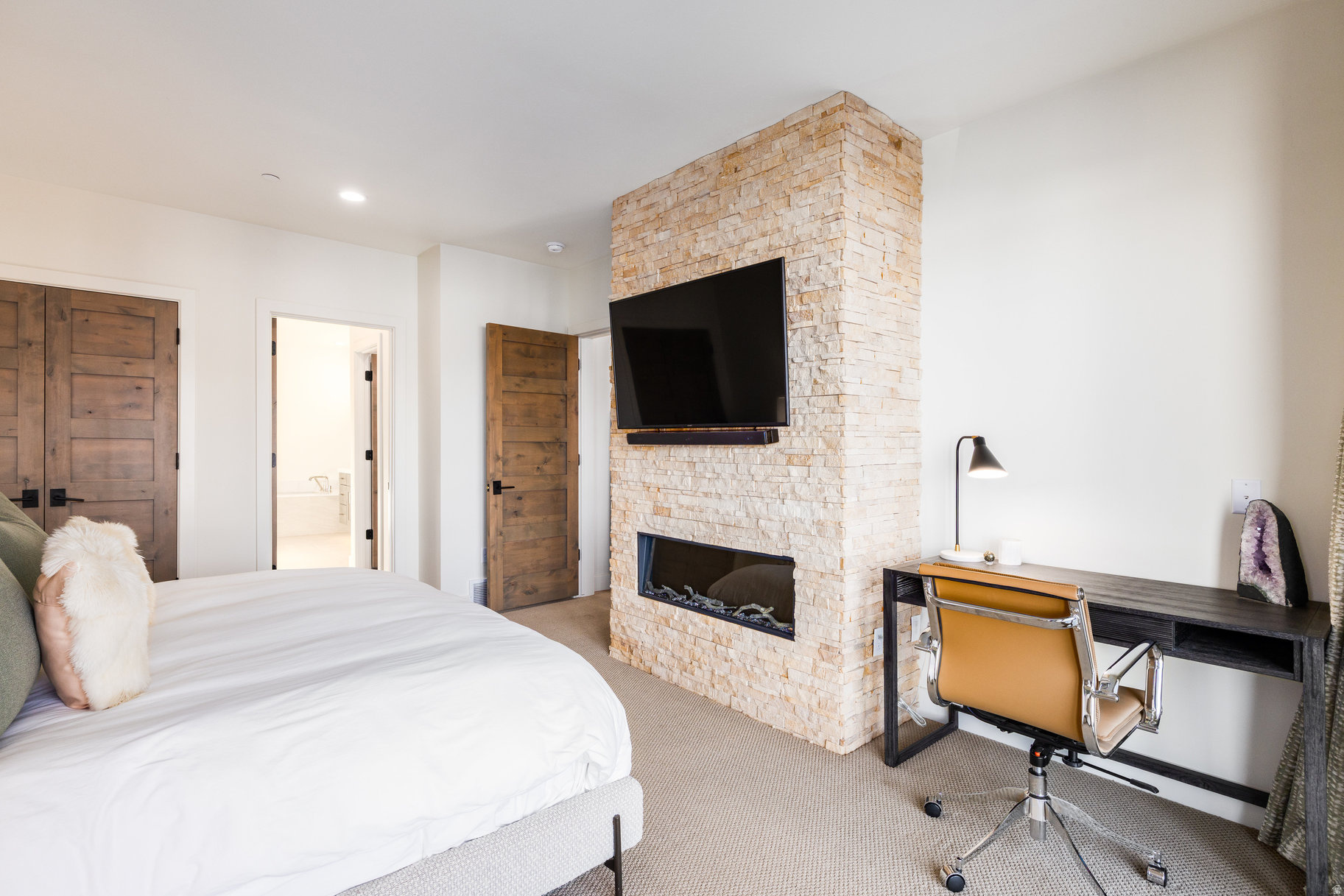 DOUBLE DEER COTTAGES - Residential