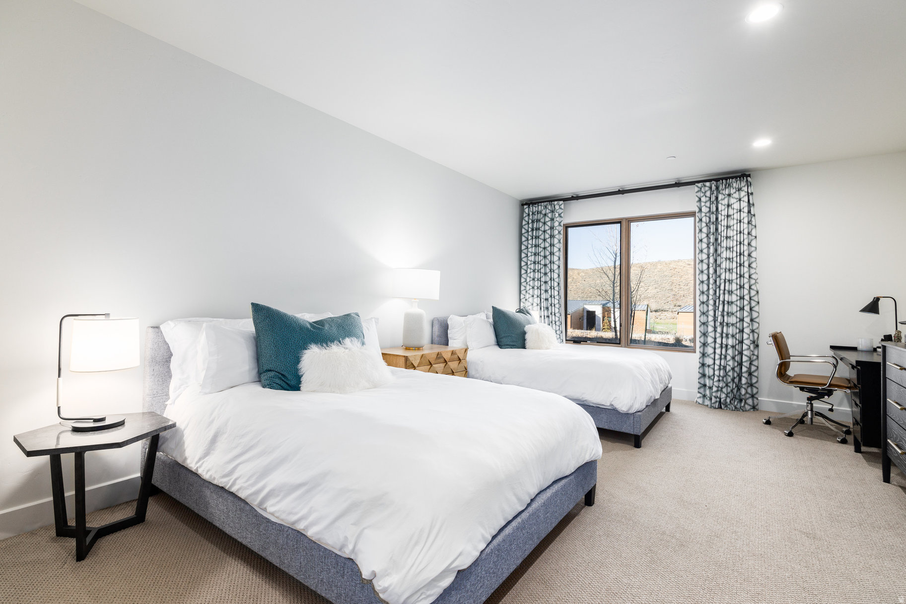 DOUBLE DEER COTTAGES - Residential