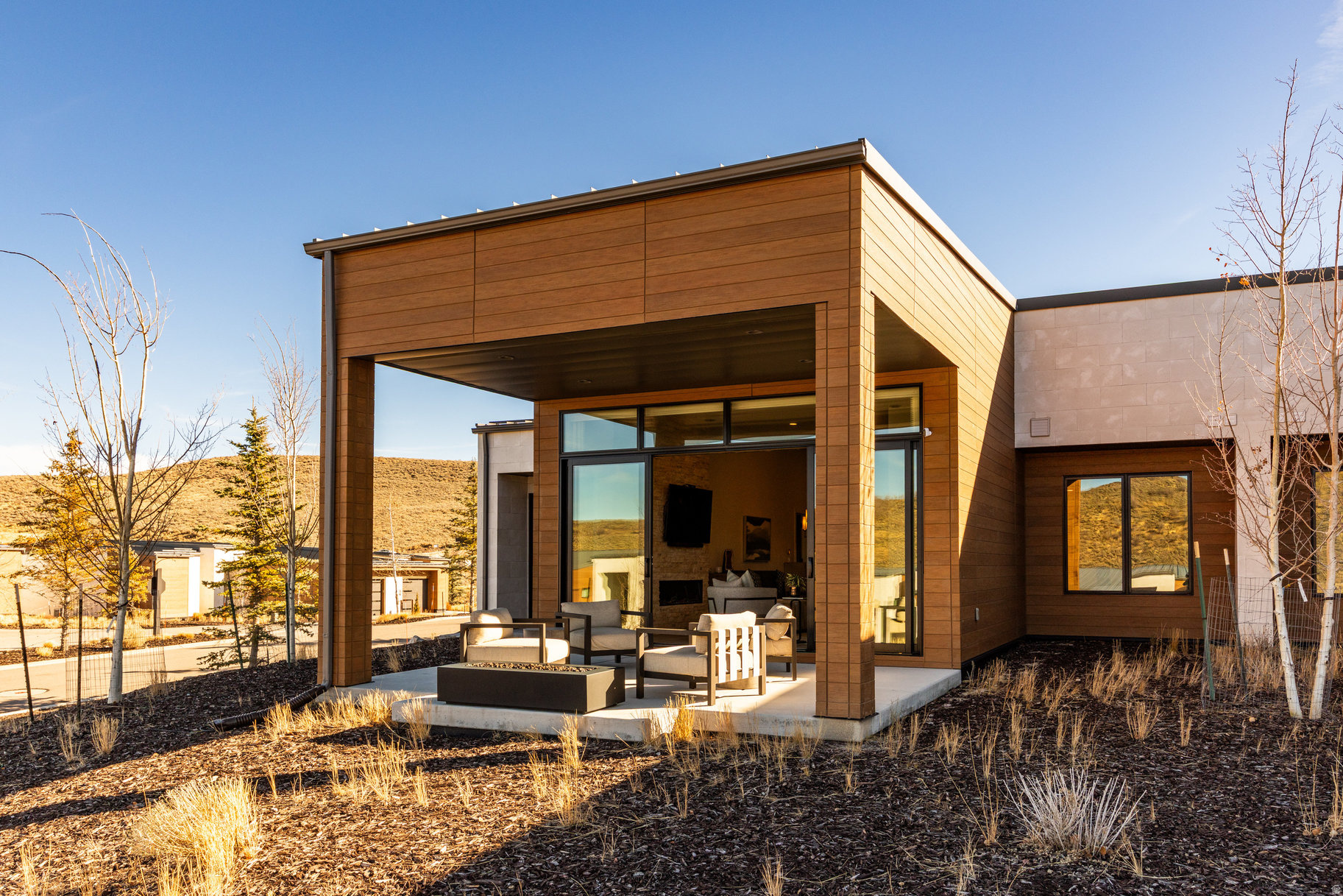 DOUBLE DEER COTTAGES - Residential