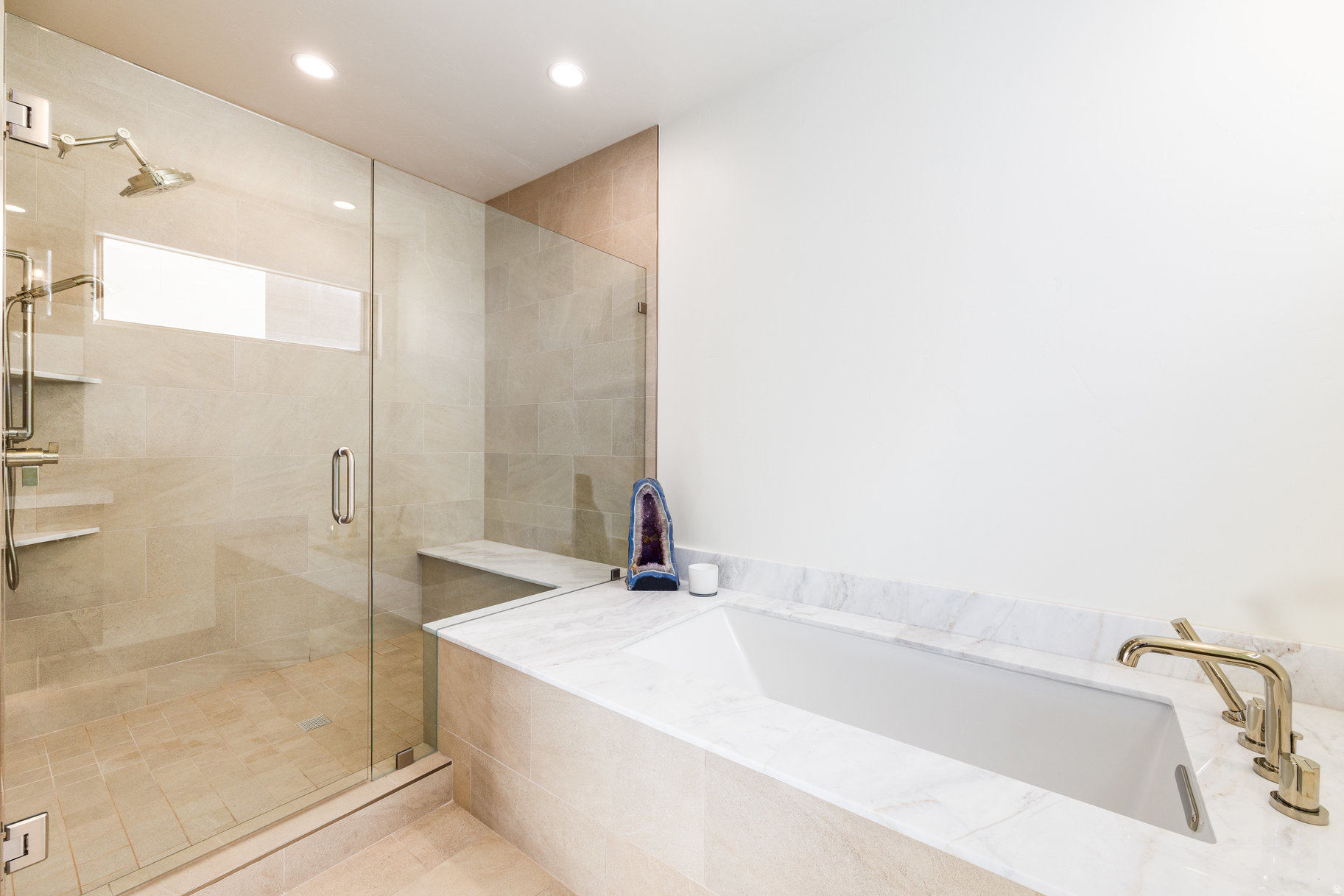 DOUBLE DEER COTTAGES - Residential