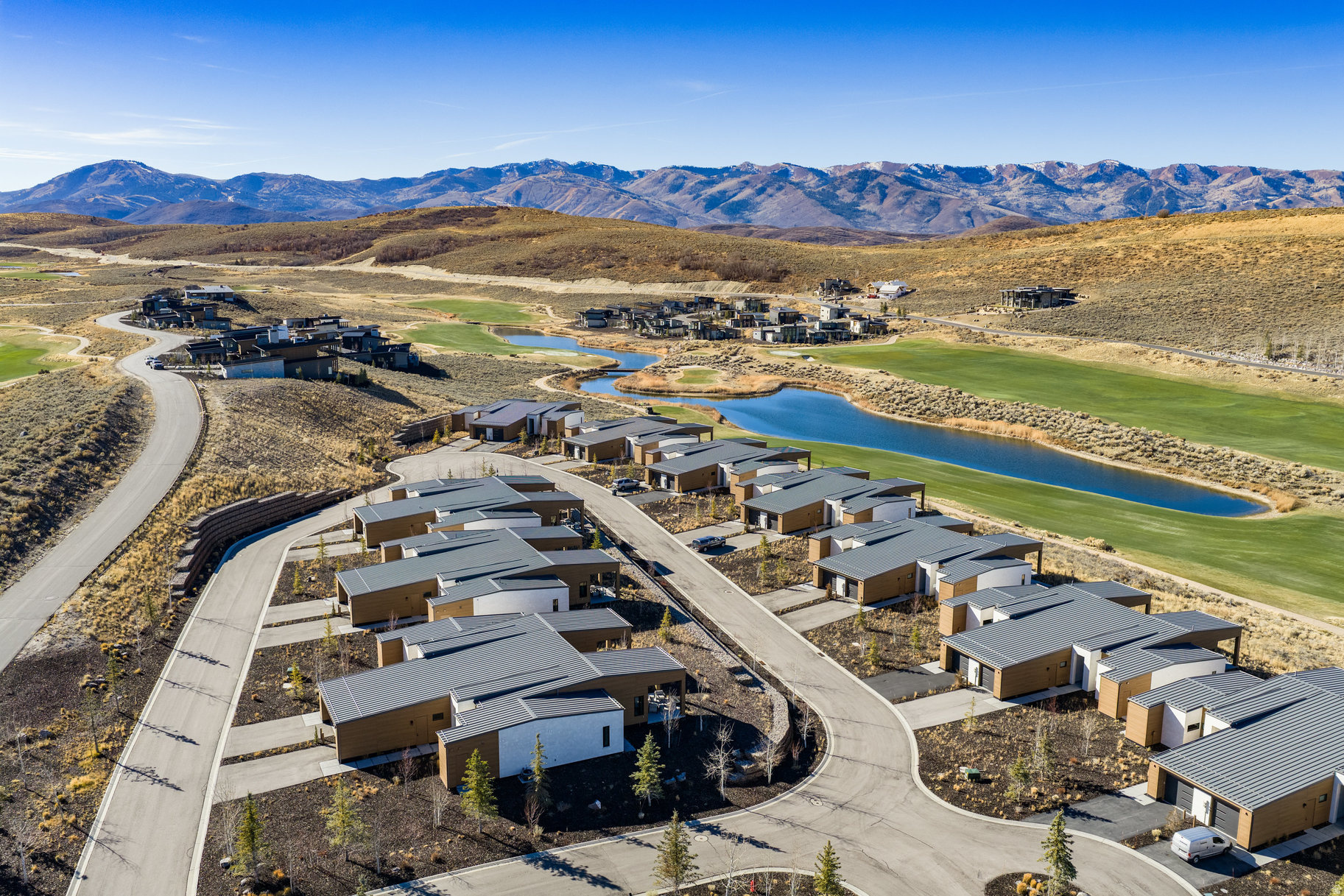 DOUBLE DEER COTTAGES - Residential