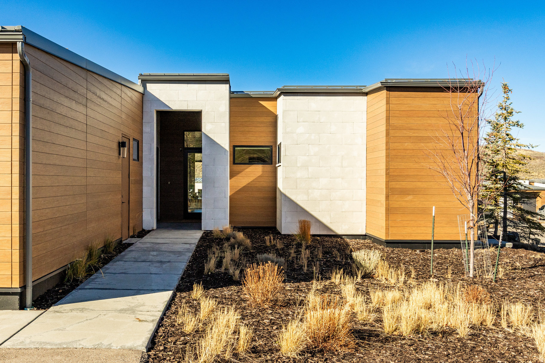 DOUBLE DEER COTTAGES - Residential