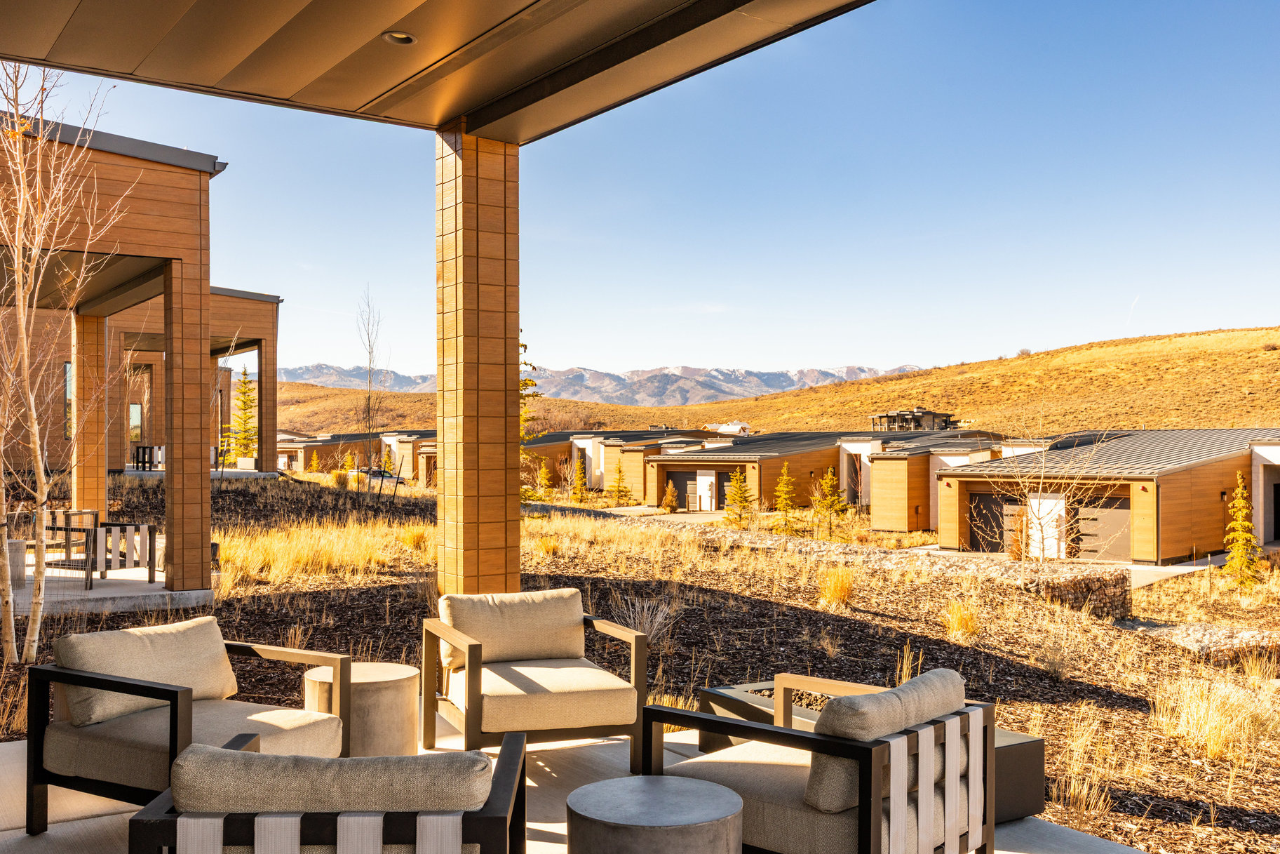 DOUBLE DEER COTTAGES - Residential