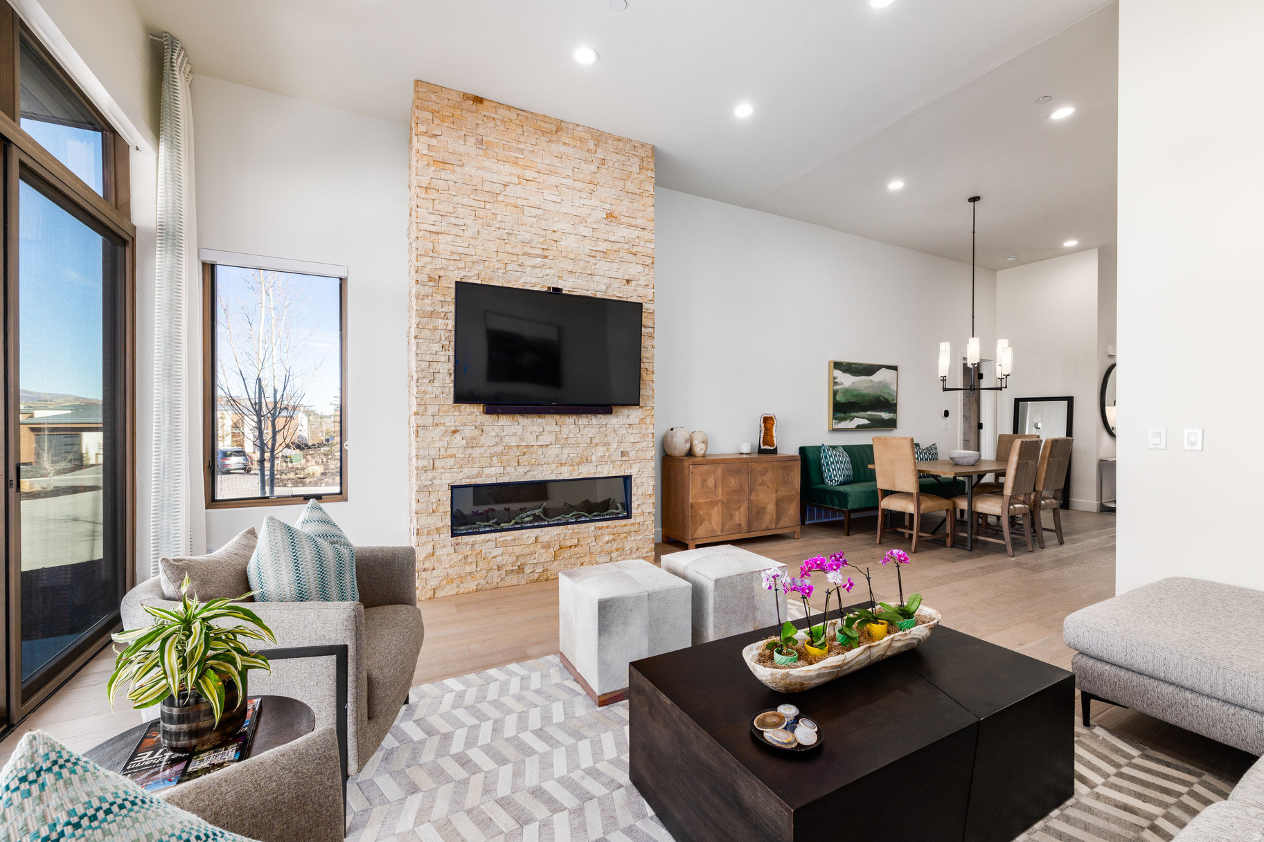 DOUBLE DEER COTTAGES - Residential