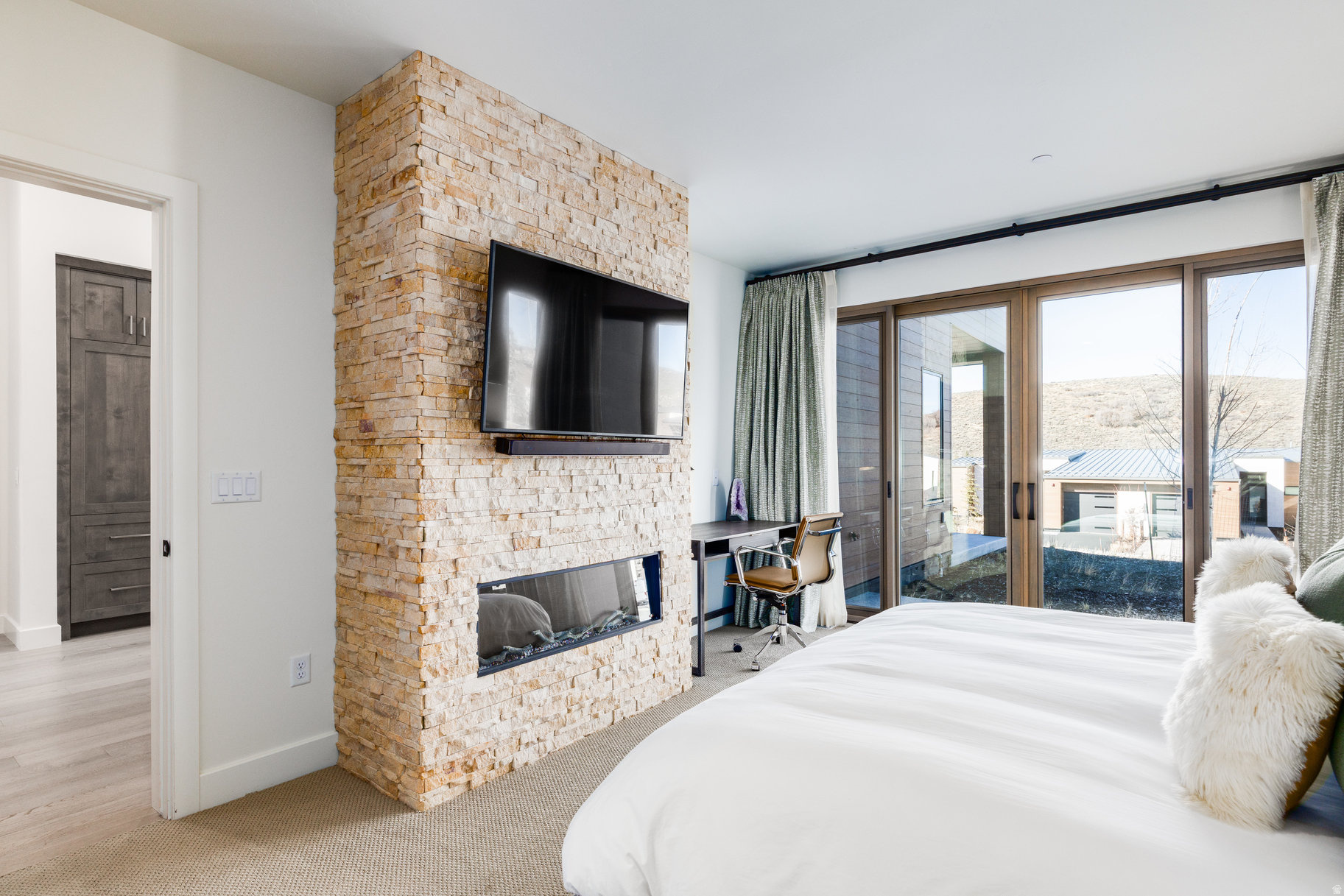 DOUBLE DEER COTTAGES - Residential