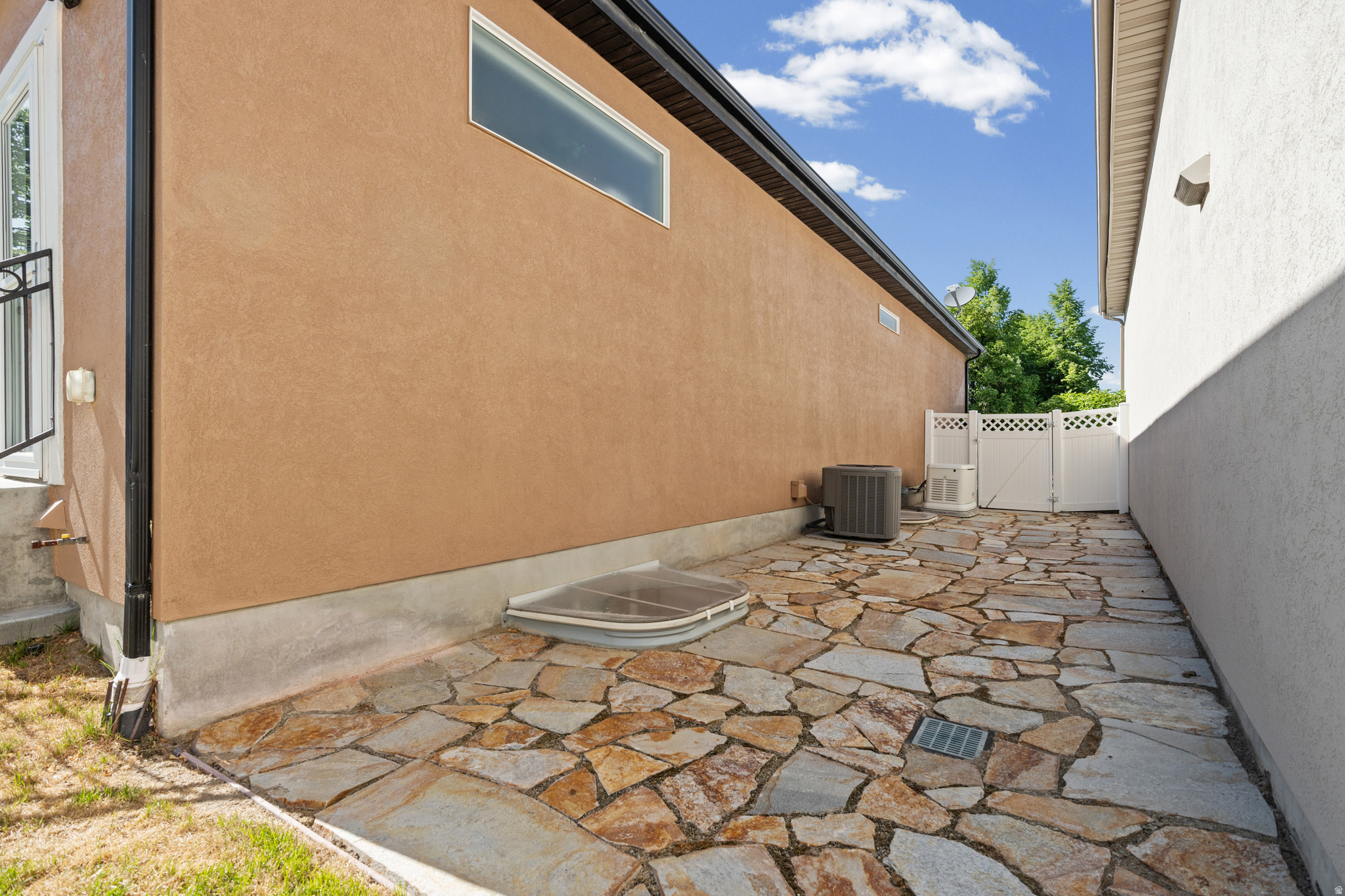 REUNION GLEN - Residential