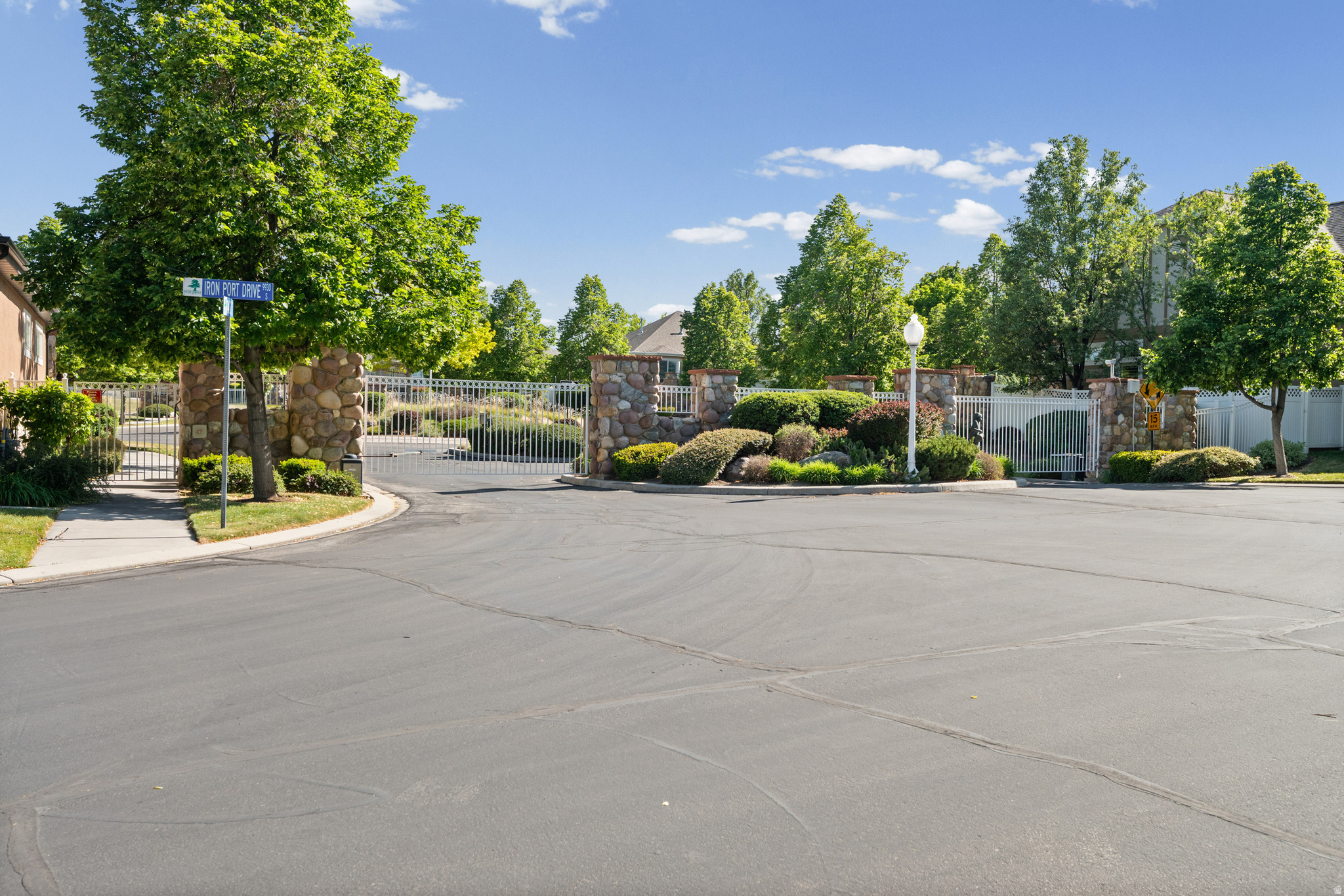 REUNION GLEN - Residential