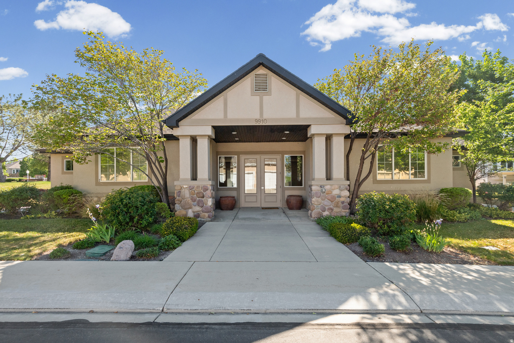 REUNION GLEN - Residential