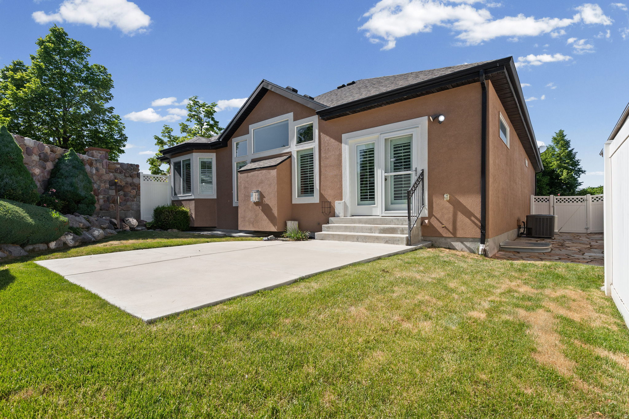REUNION GLEN - Residential