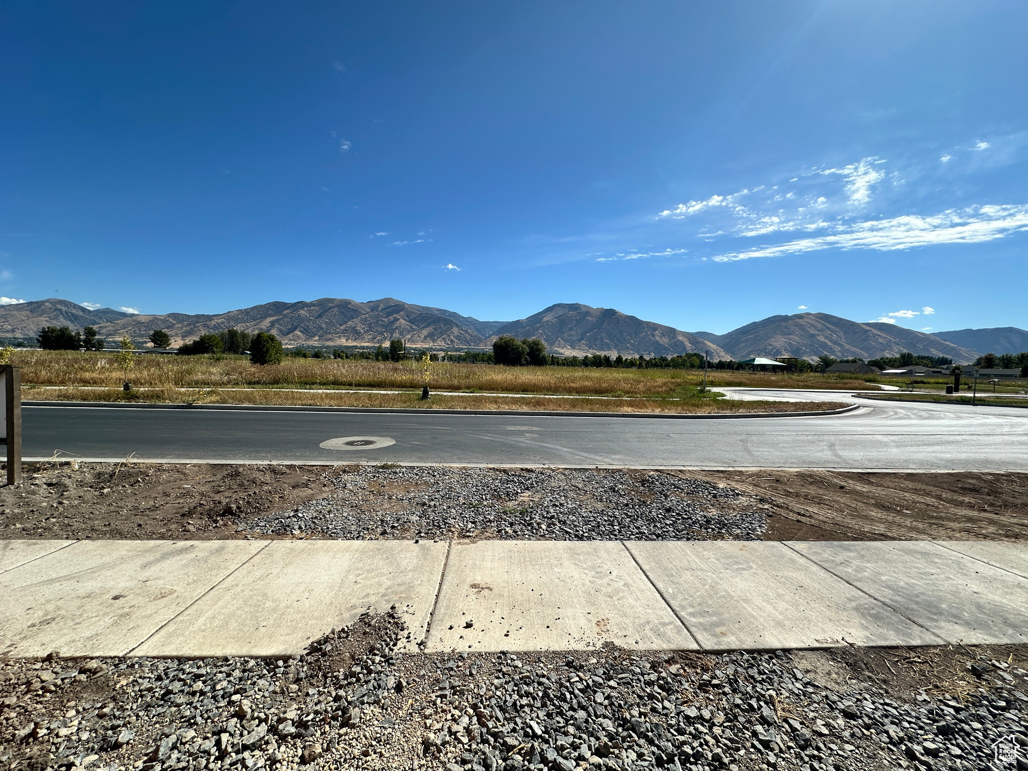 FIREFLY ESTATES - Residential