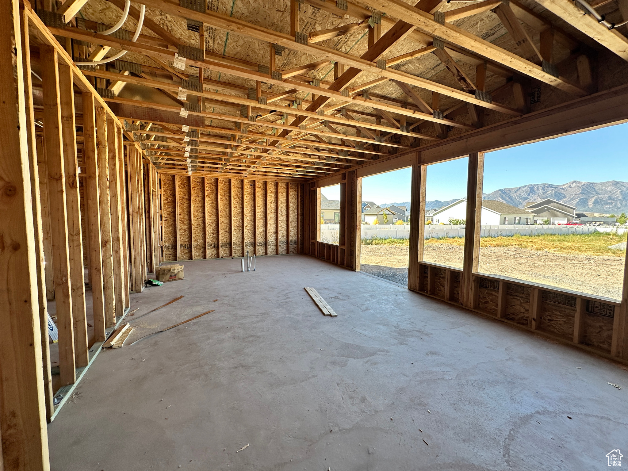 FIREFLY ESTATES - Residential
