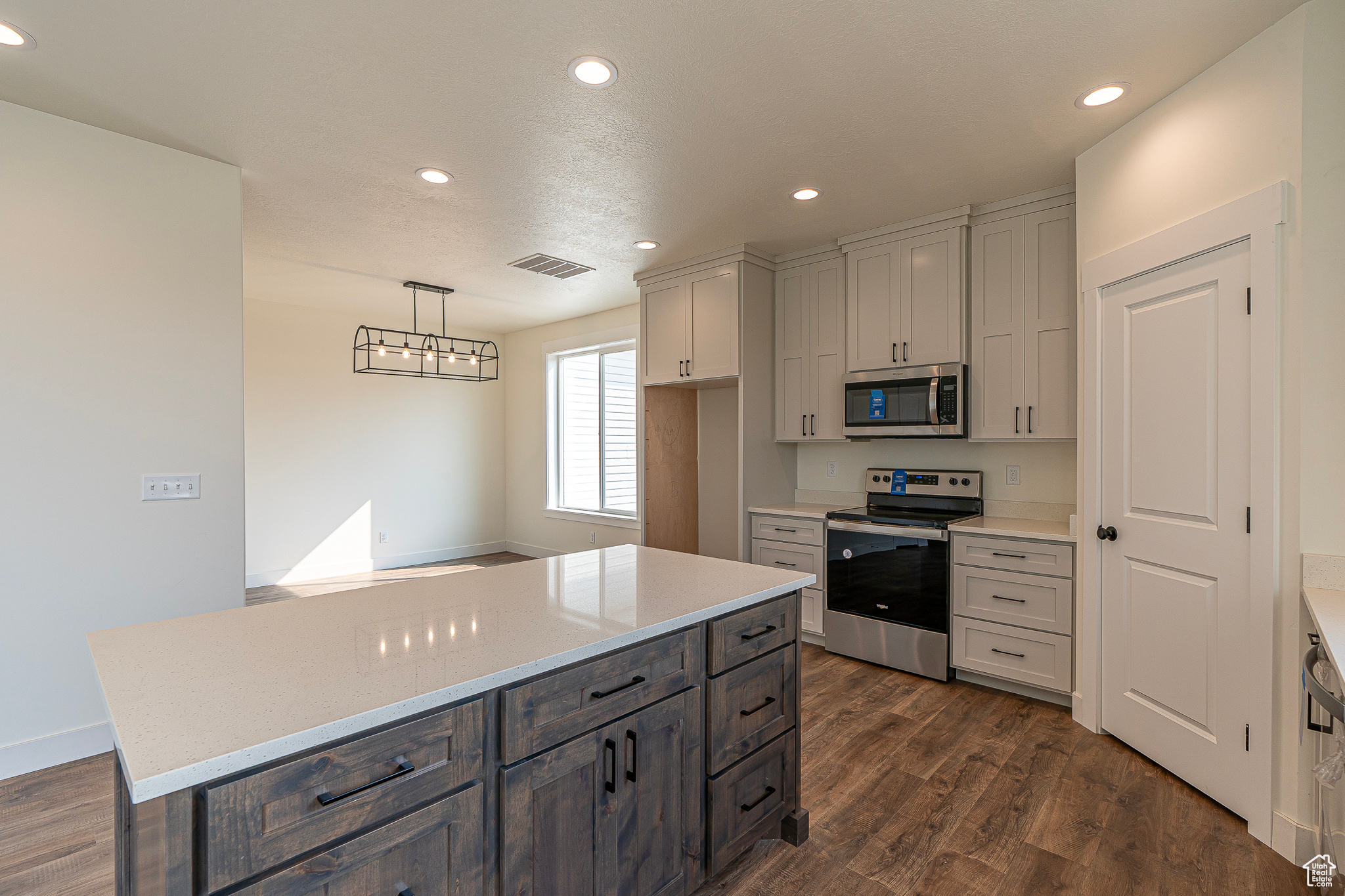 FIREFLY ESTATES - Residential
