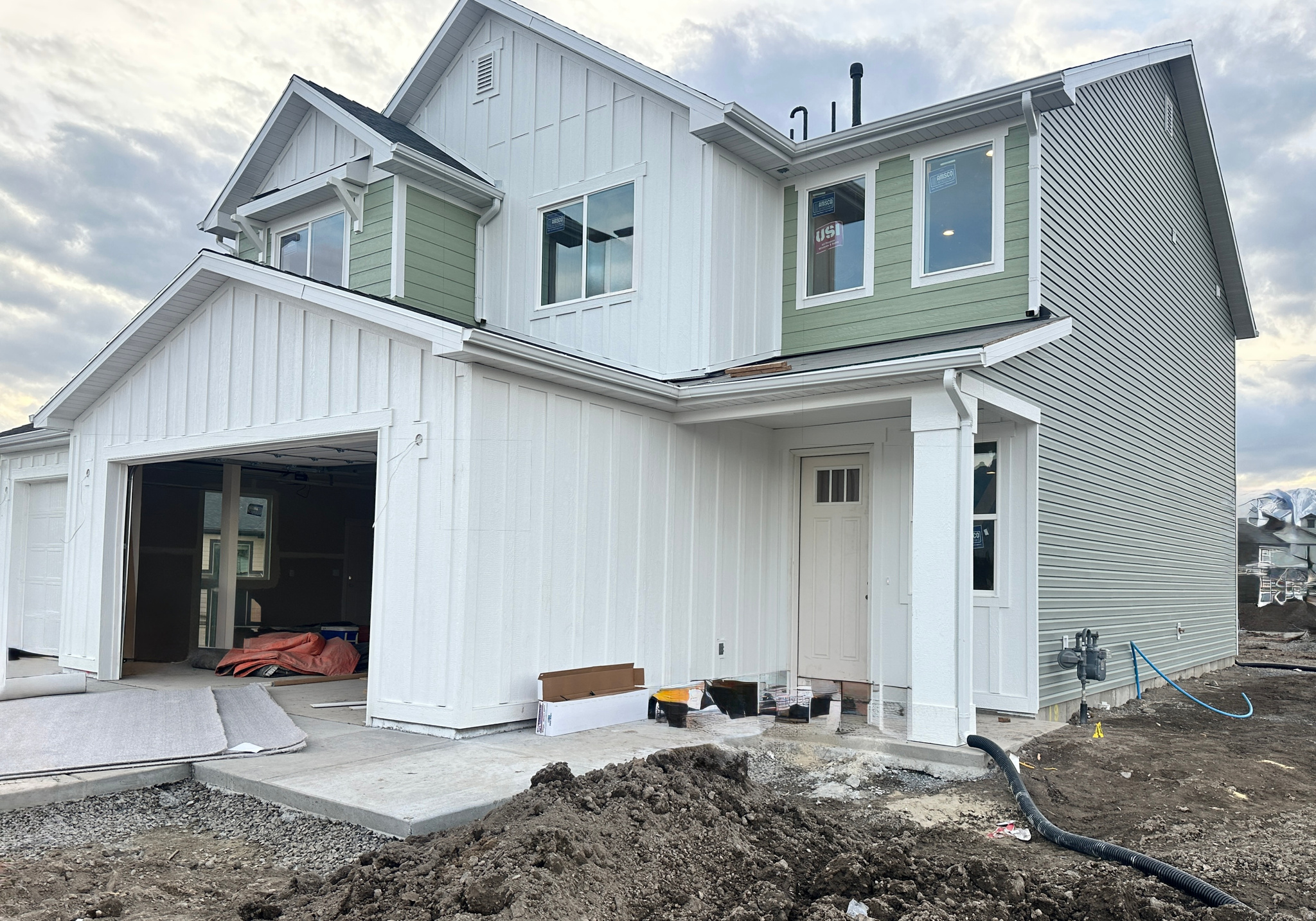 FIREFLY ESTATES - Residential