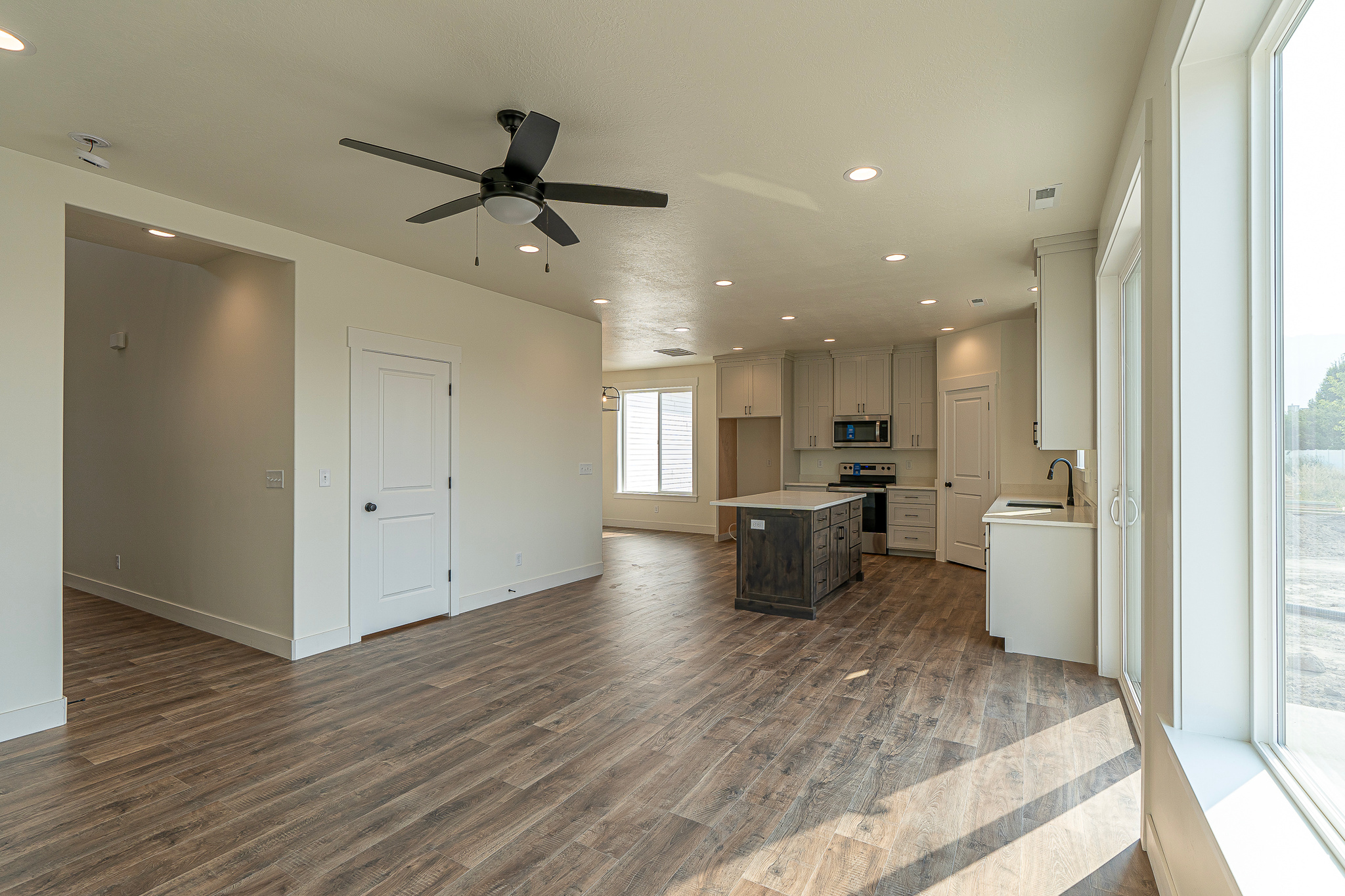 FIREFLY ESTATES - Residential