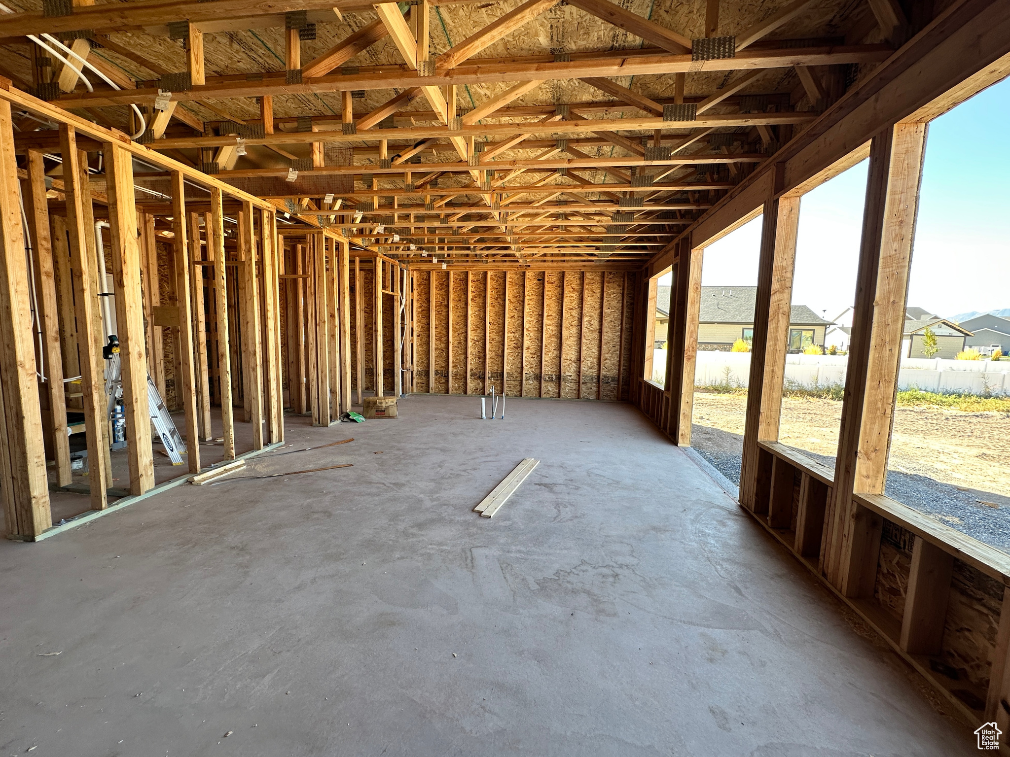 FIREFLY ESTATES - Residential