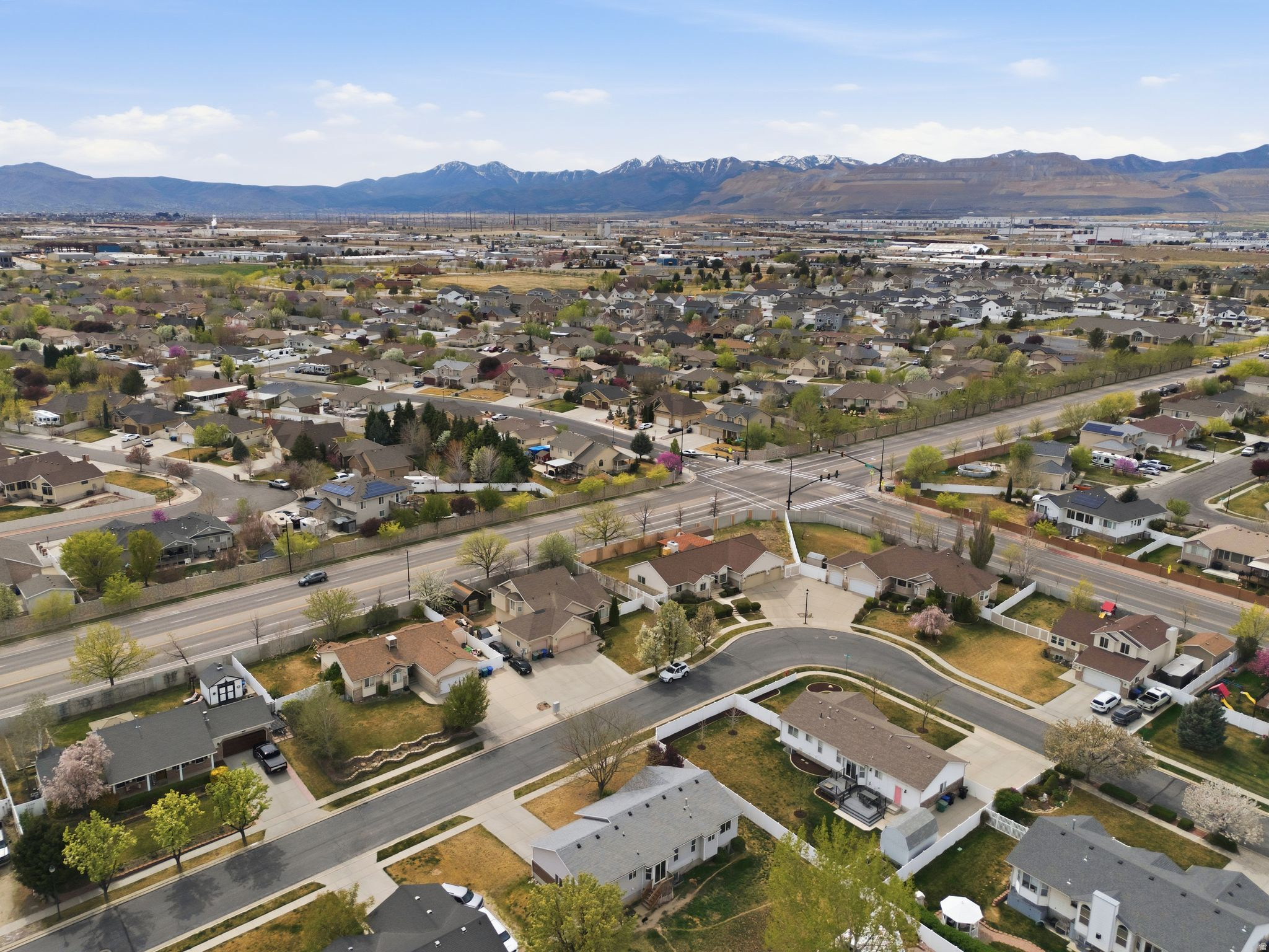 PEBBLE CREEK - Residential