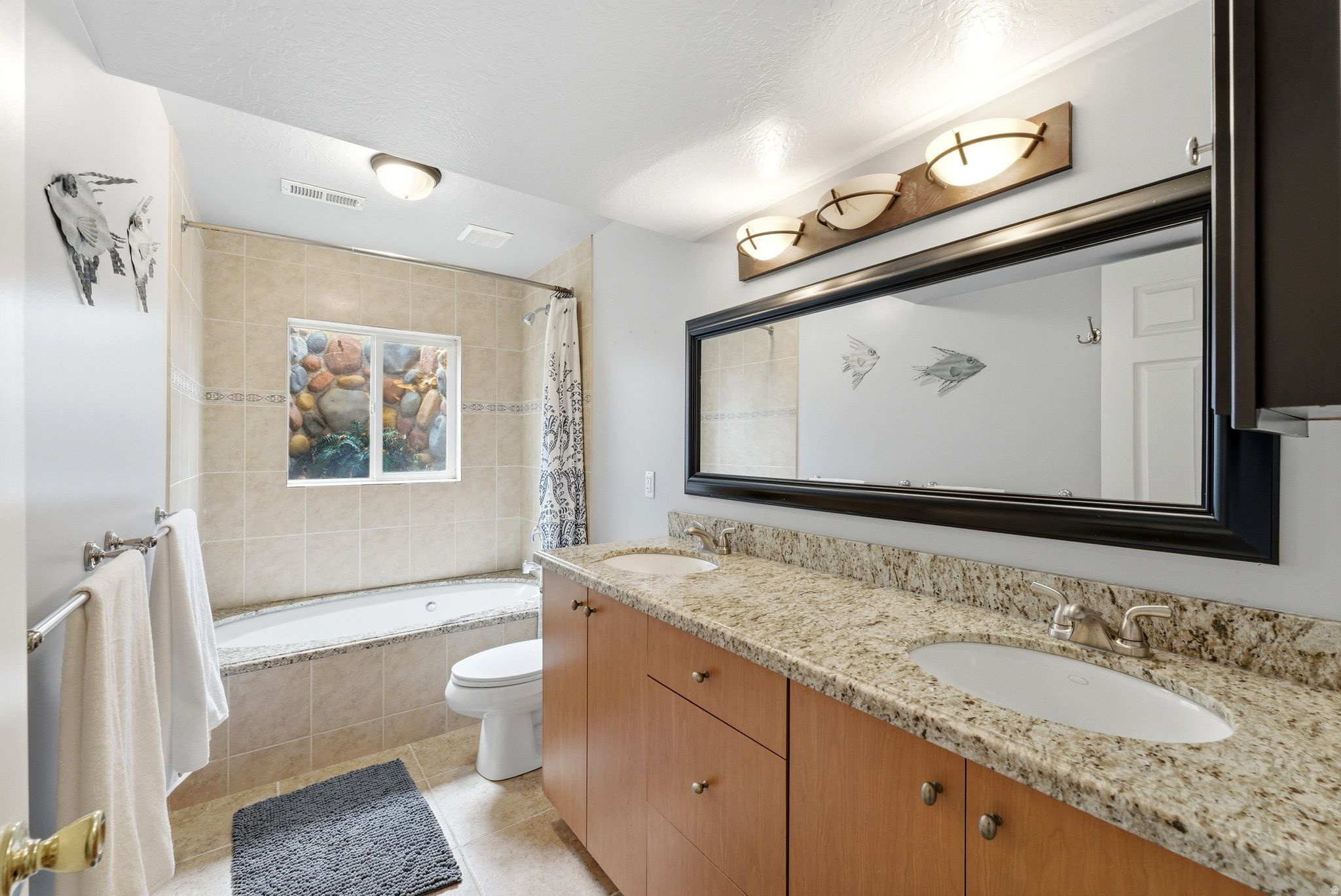 PEBBLE CREEK - Residential